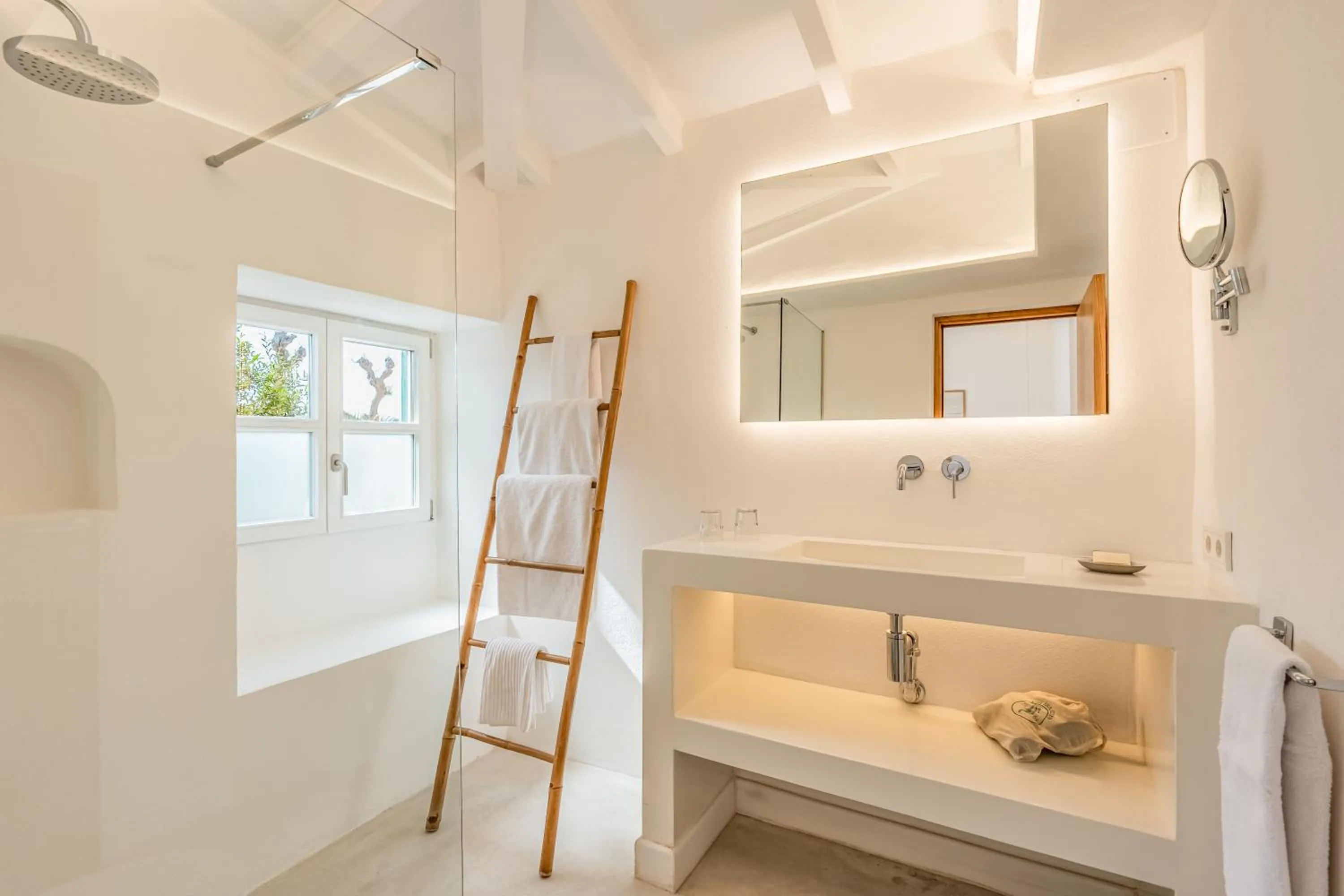 Bathroom in The Sea Club