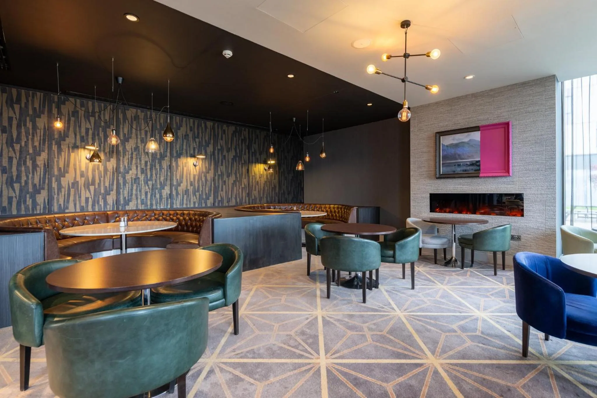 Restaurant/places to eat in Crowne Plaza Aberdeen Airport by IHG