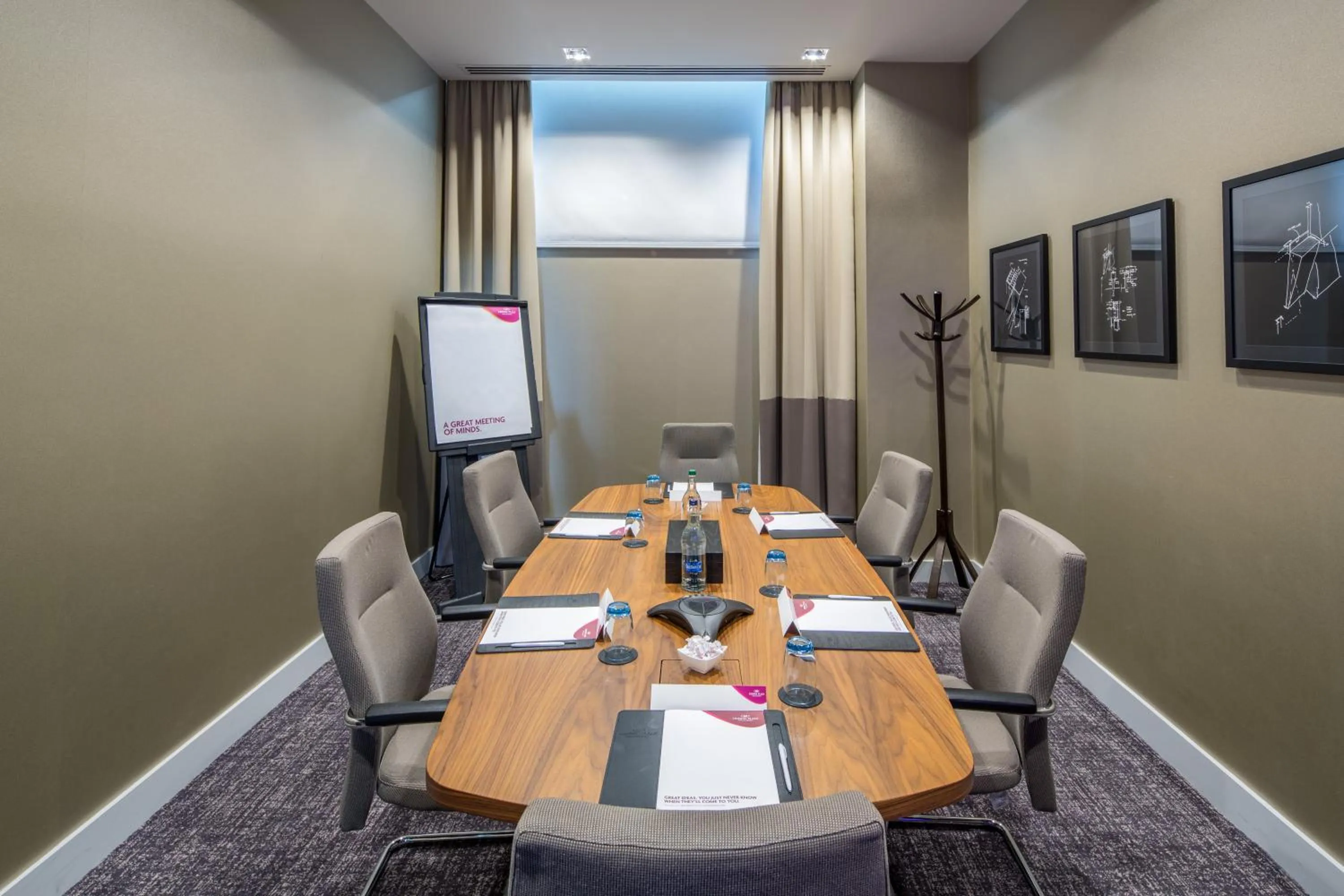 Meeting/conference room in Crowne Plaza Aberdeen Airport by IHG
