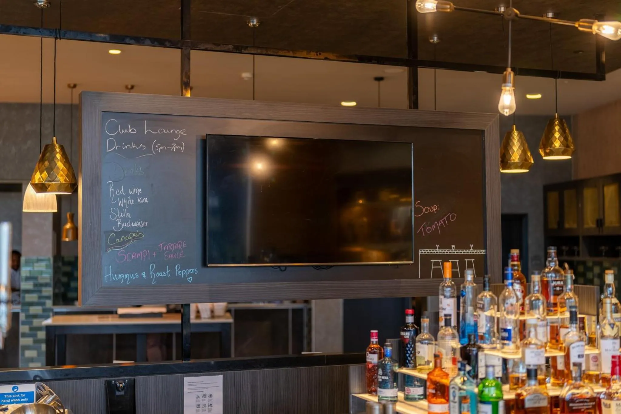 Restaurant/places to eat in Crowne Plaza Aberdeen Airport by IHG