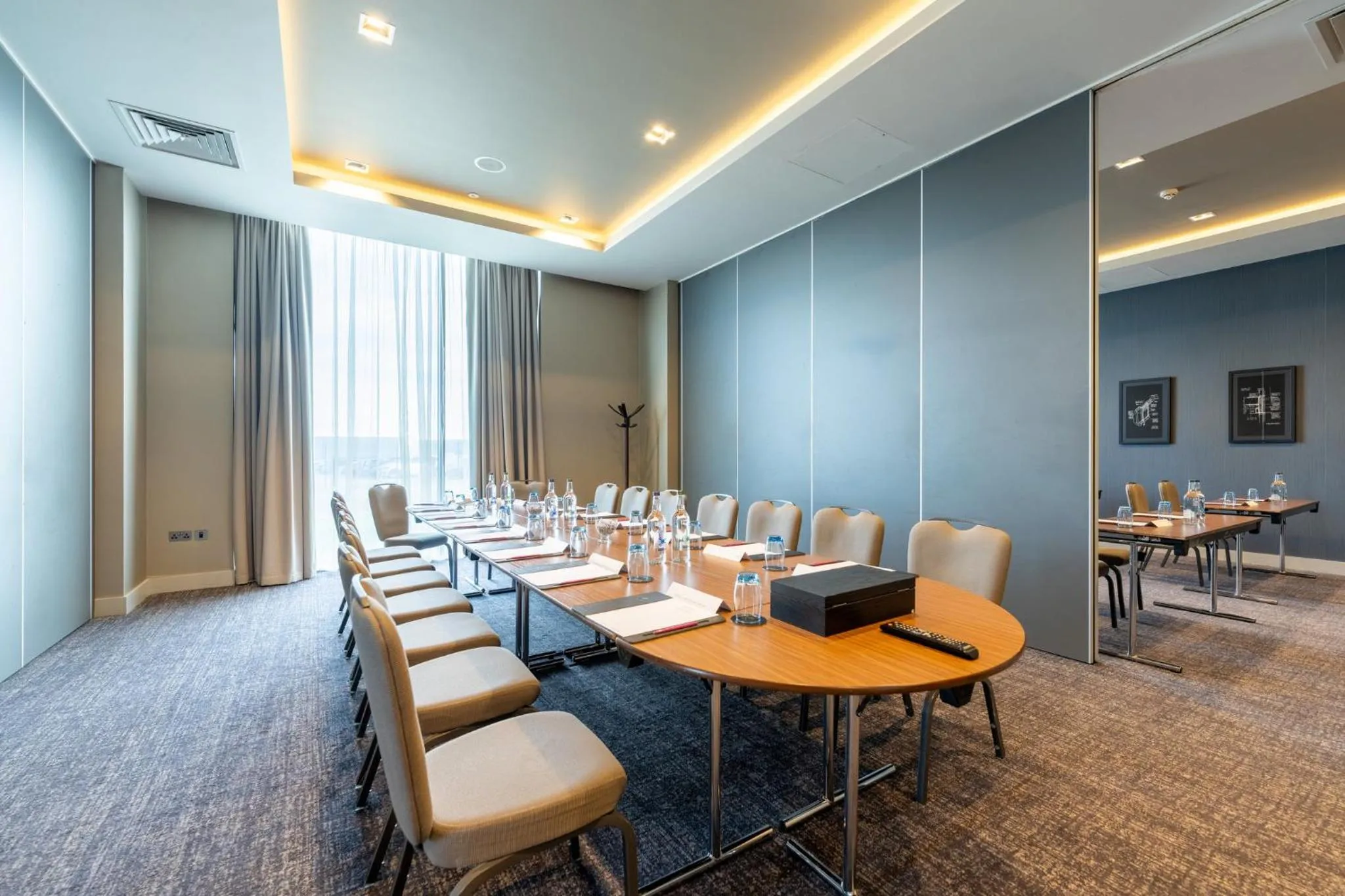 Meeting/conference room in Crowne Plaza Aberdeen Airport by IHG