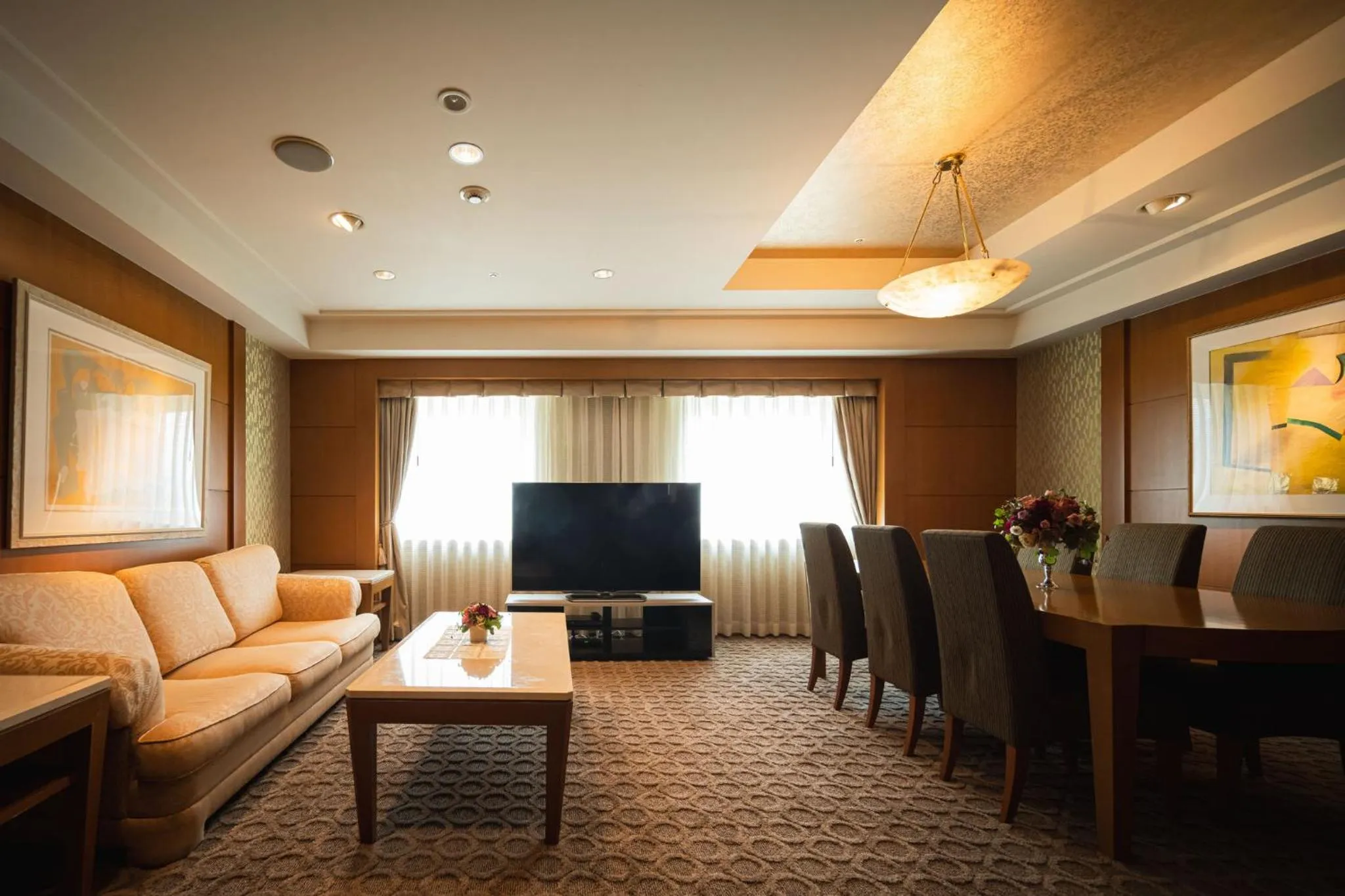 Photo of the whole room in ANA Crowne Plaza Matsuyama by IHG