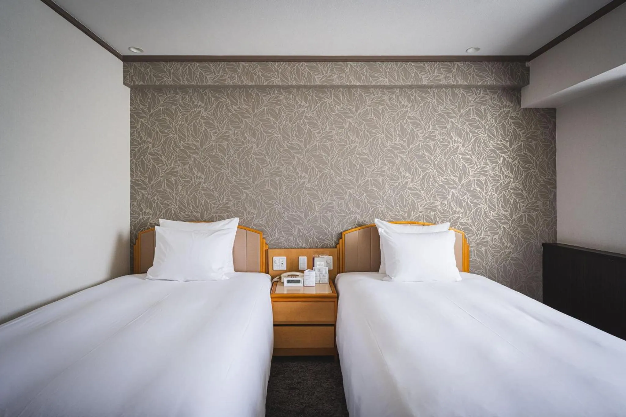 Photo of the whole room, Bed in ANA Crowne Plaza Matsuyama by IHG