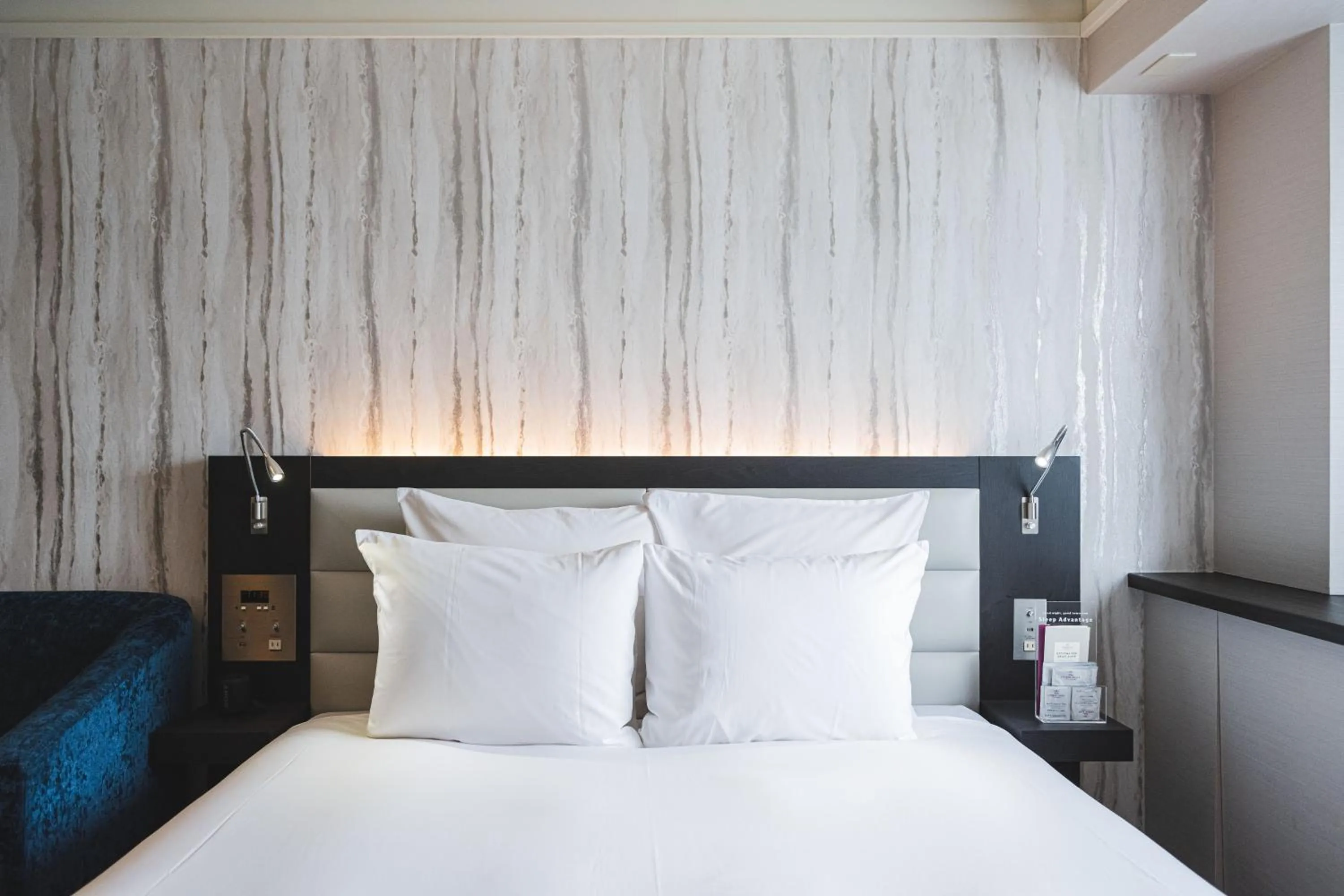 Photo of the whole room, Bed in ANA Crowne Plaza Matsuyama by IHG