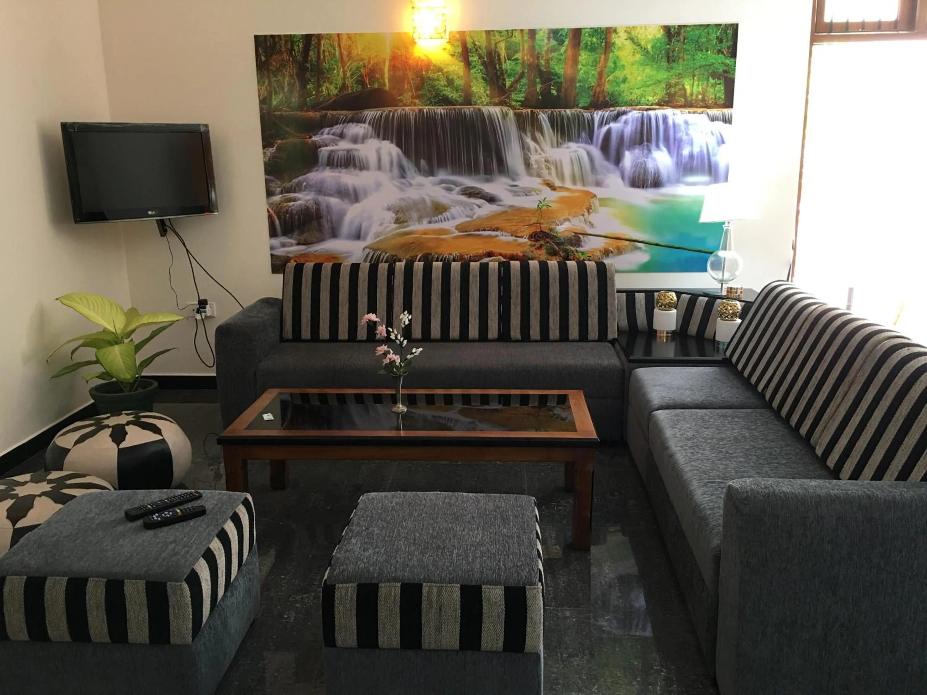 Communal lounge/ TV room in West Dene