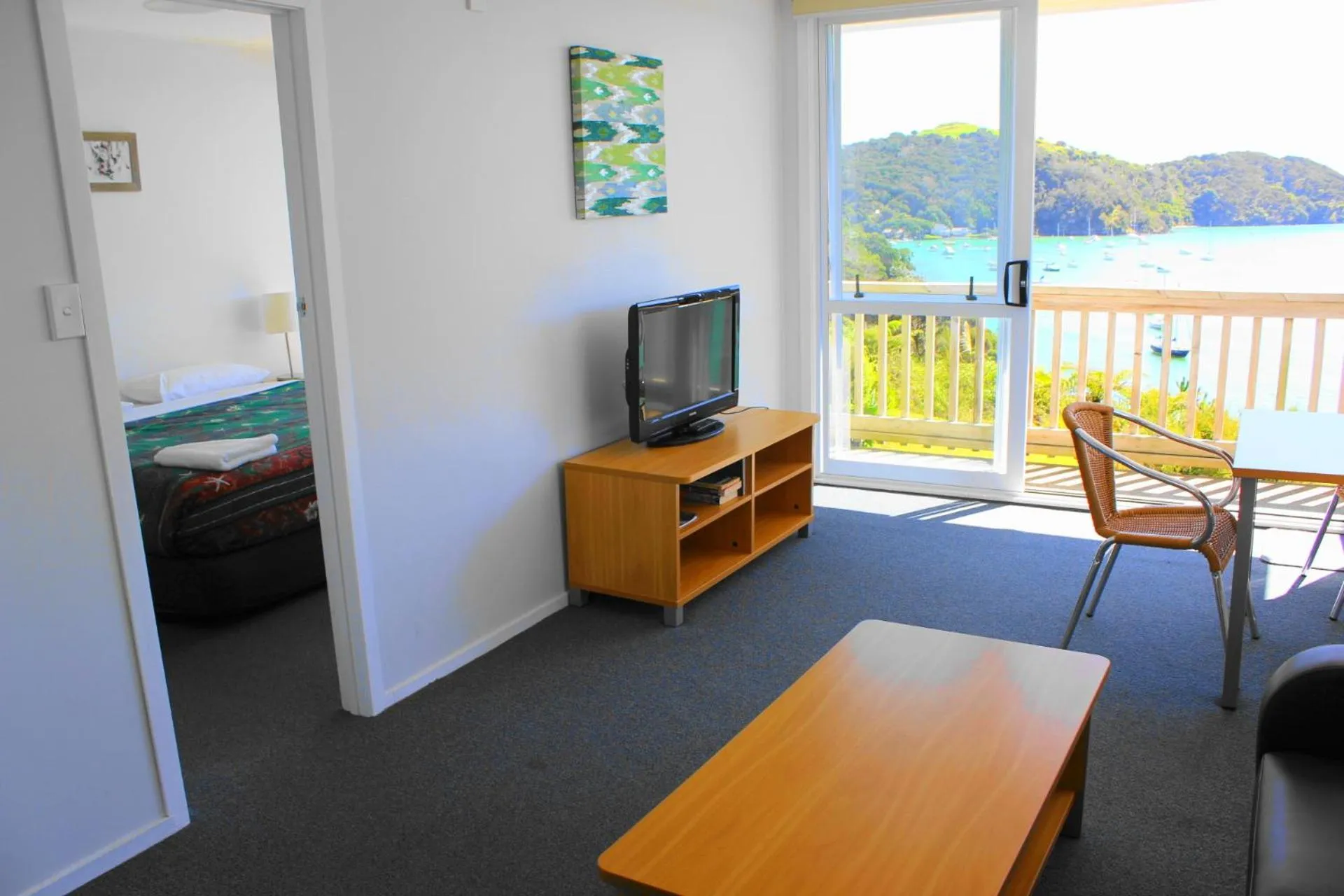 Day in Mangonui Motel