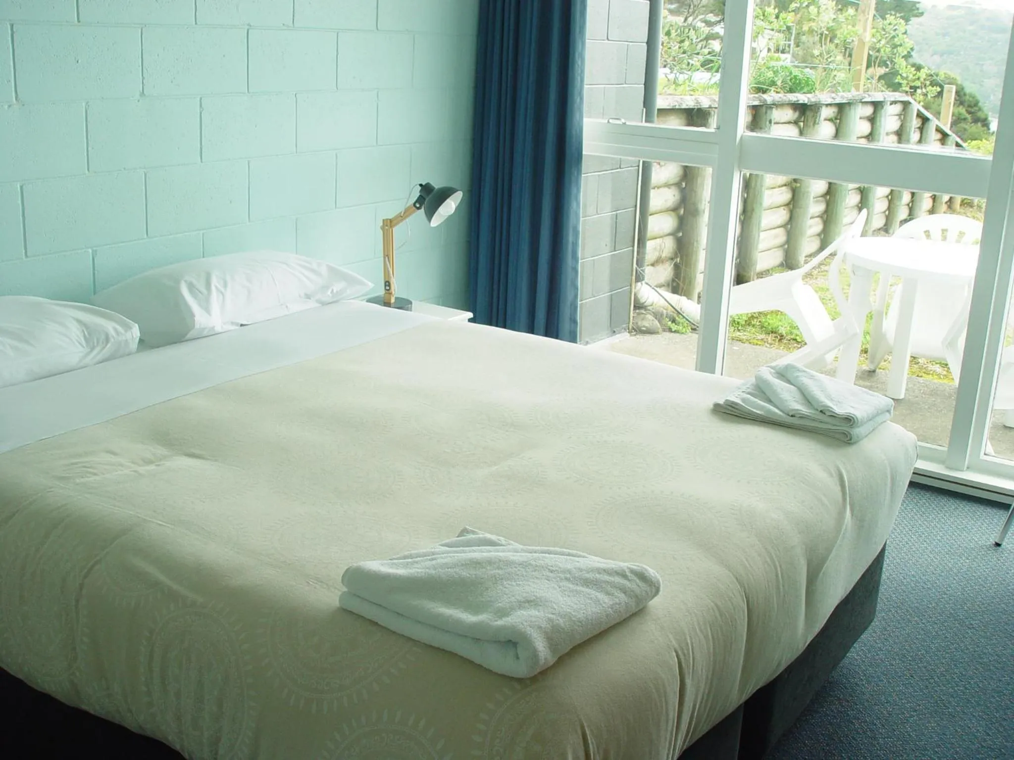 Bed in Mangonui Motel