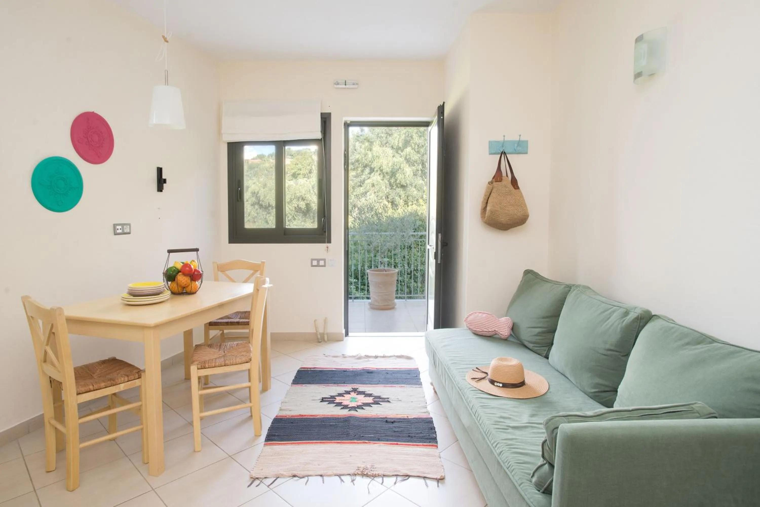 Mylos Apartments