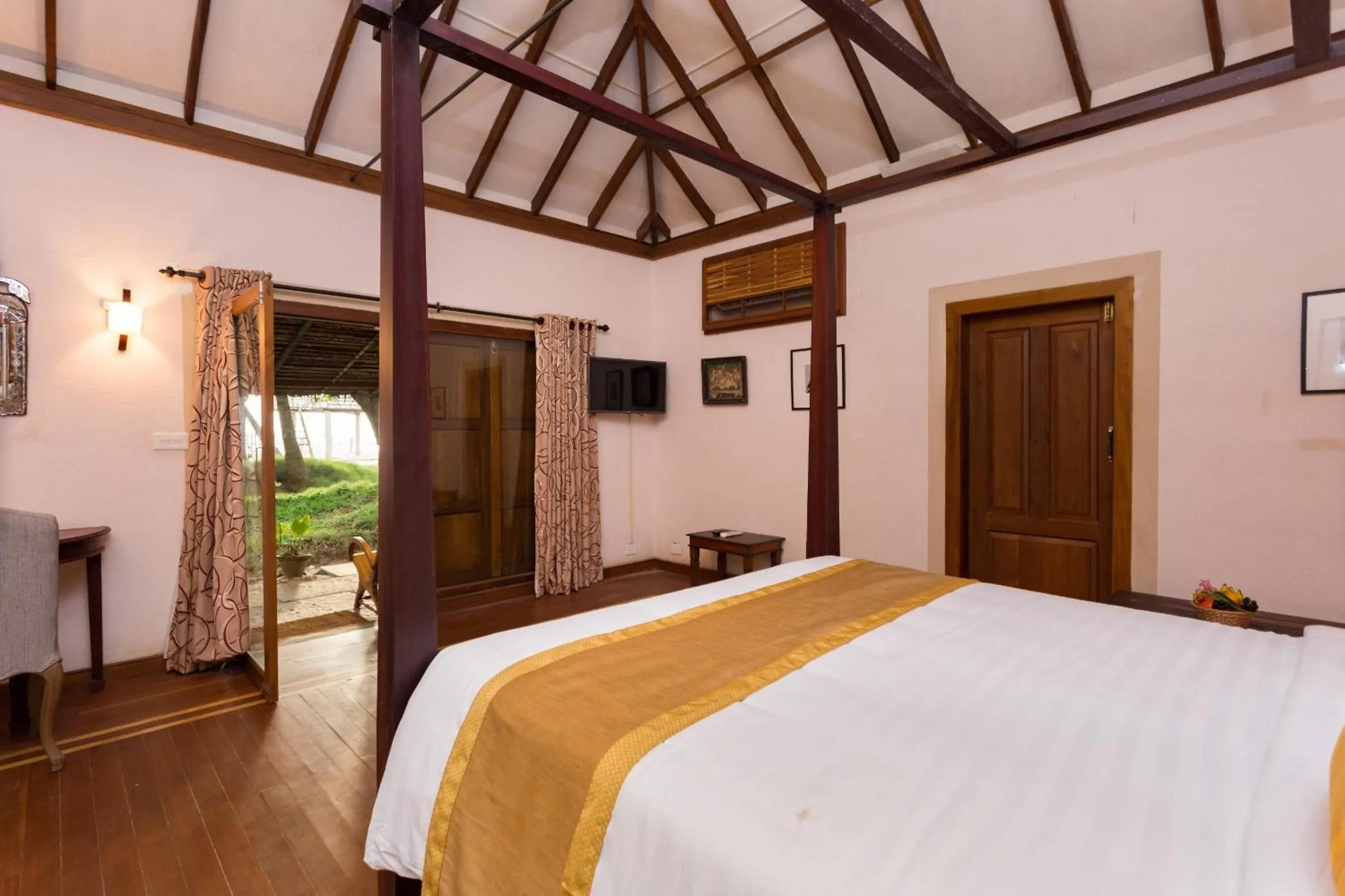 Bedroom, Bed in Azure Tides Marari