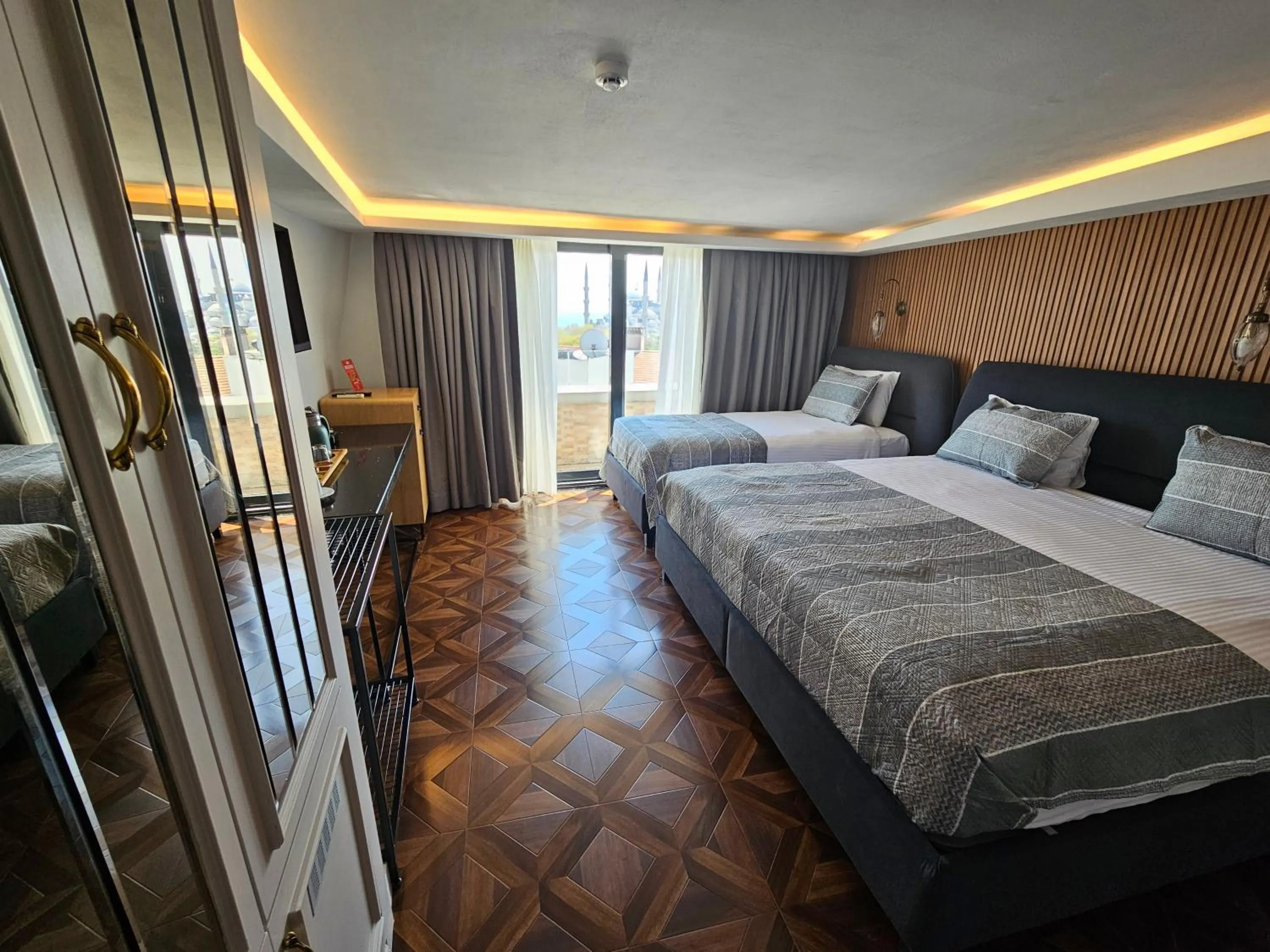 Photo of the whole room, Bed in Anthemis Hotel