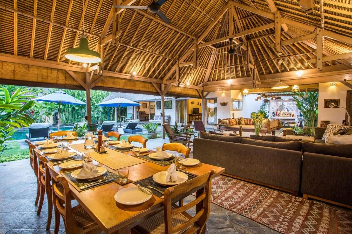Villa Damai Manis