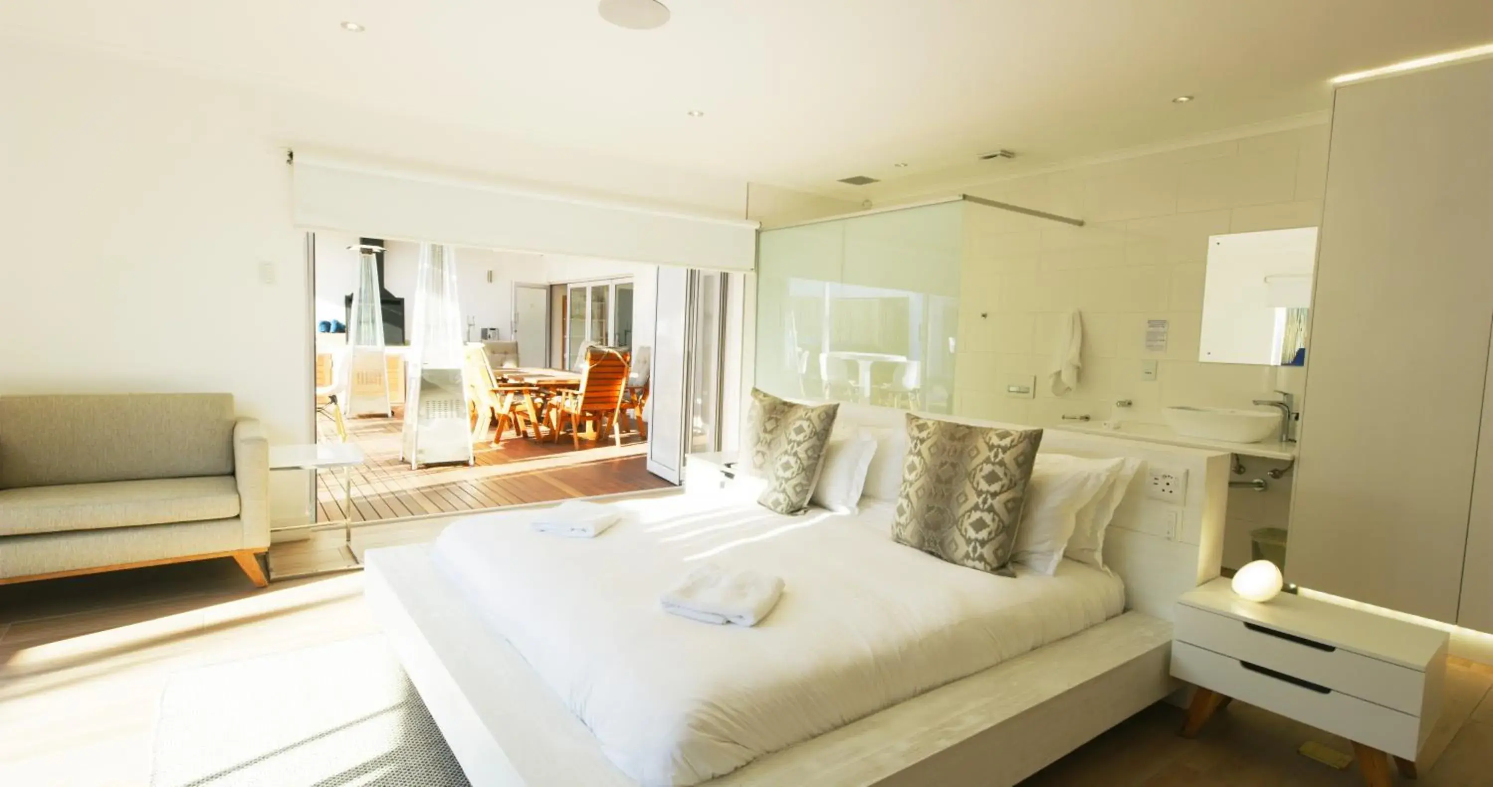 Photo of the whole room, Bed in theLAB Franschhoek Photo of the whole room, Bed in theLAB Franschhoek
