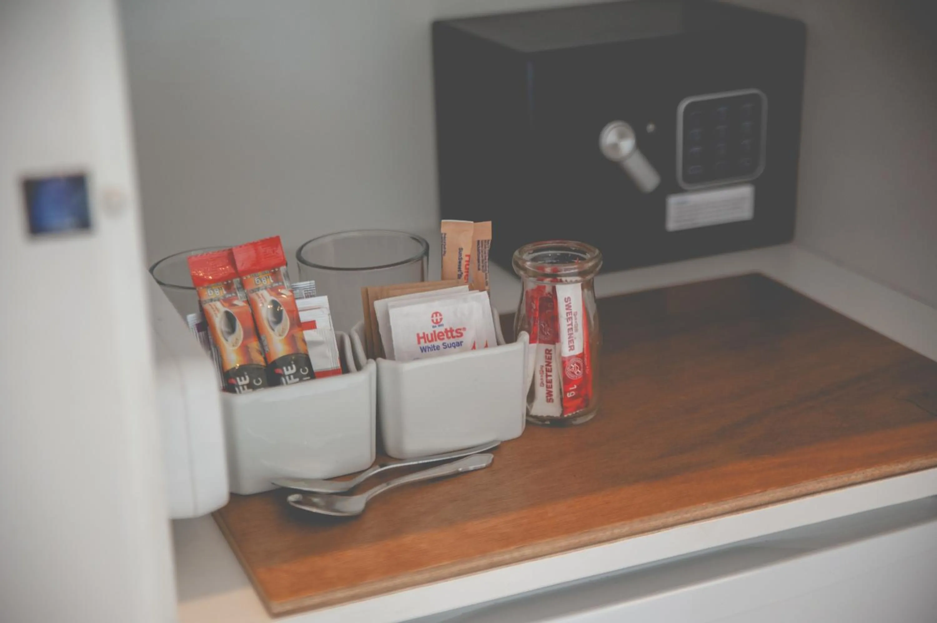 Coffee/tea facilities in theLAB Franschhoek