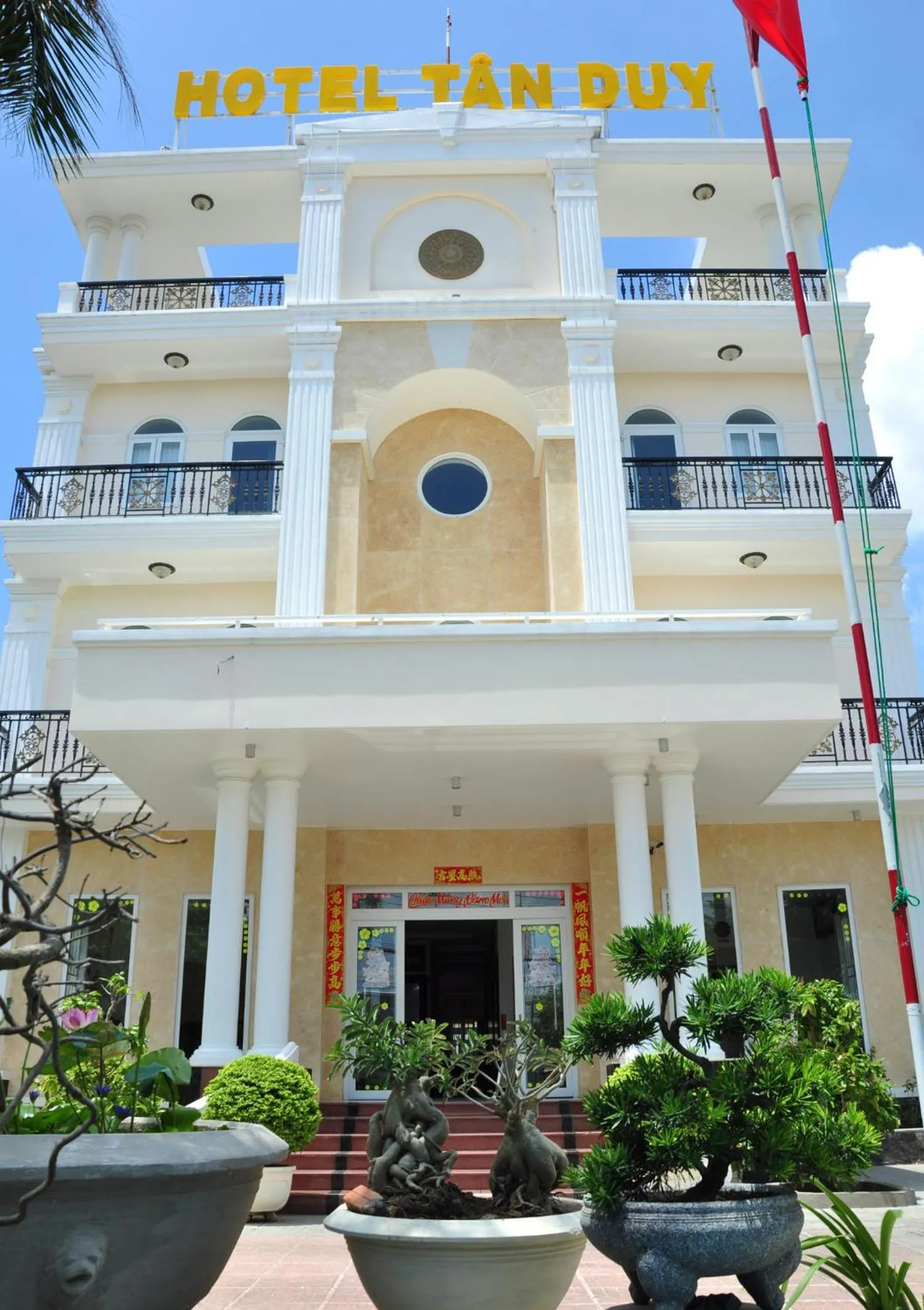 Property building in Tan Duy Hotel