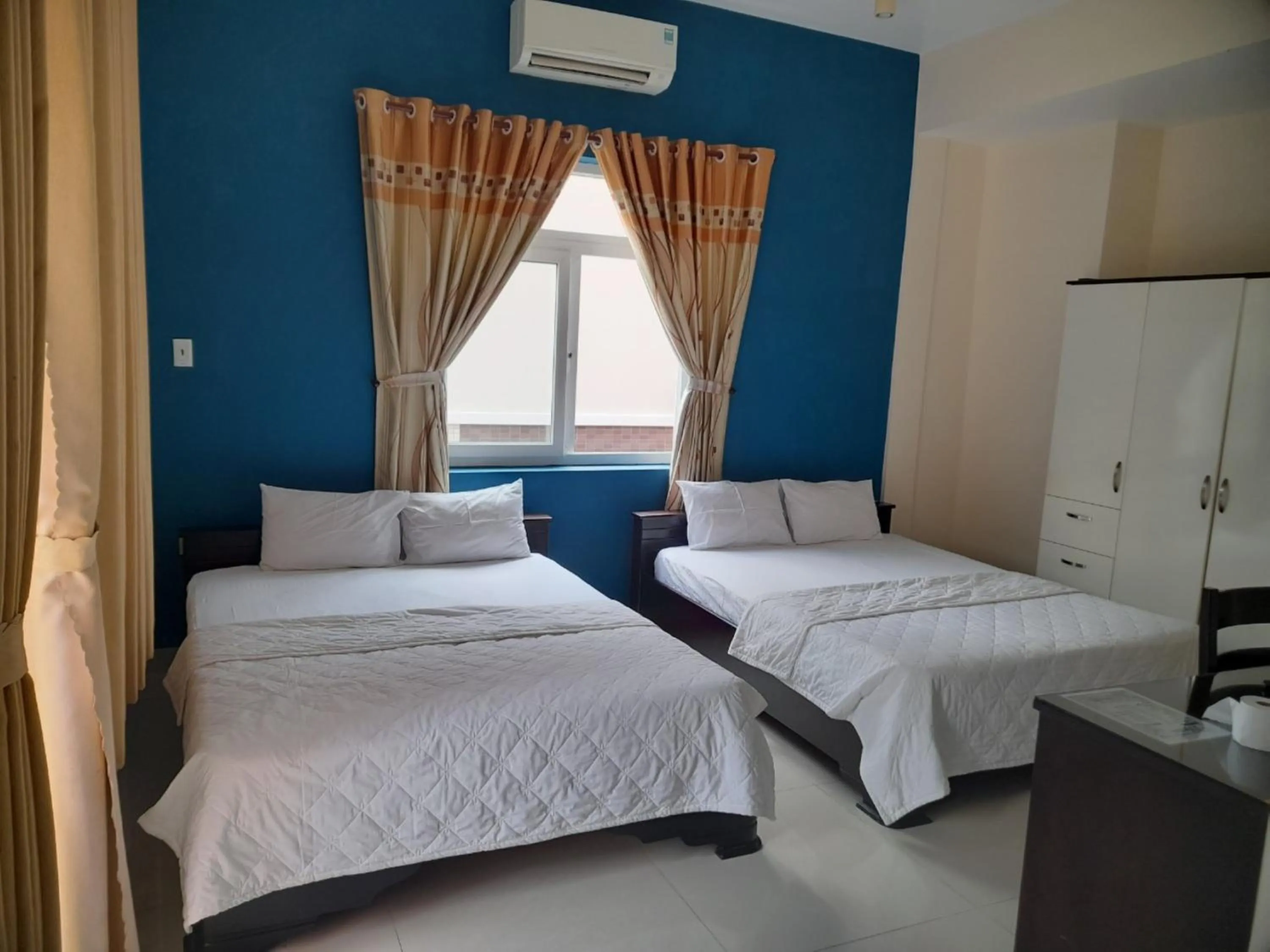 Photo of the whole room, Bed in Tan Duy Hotel