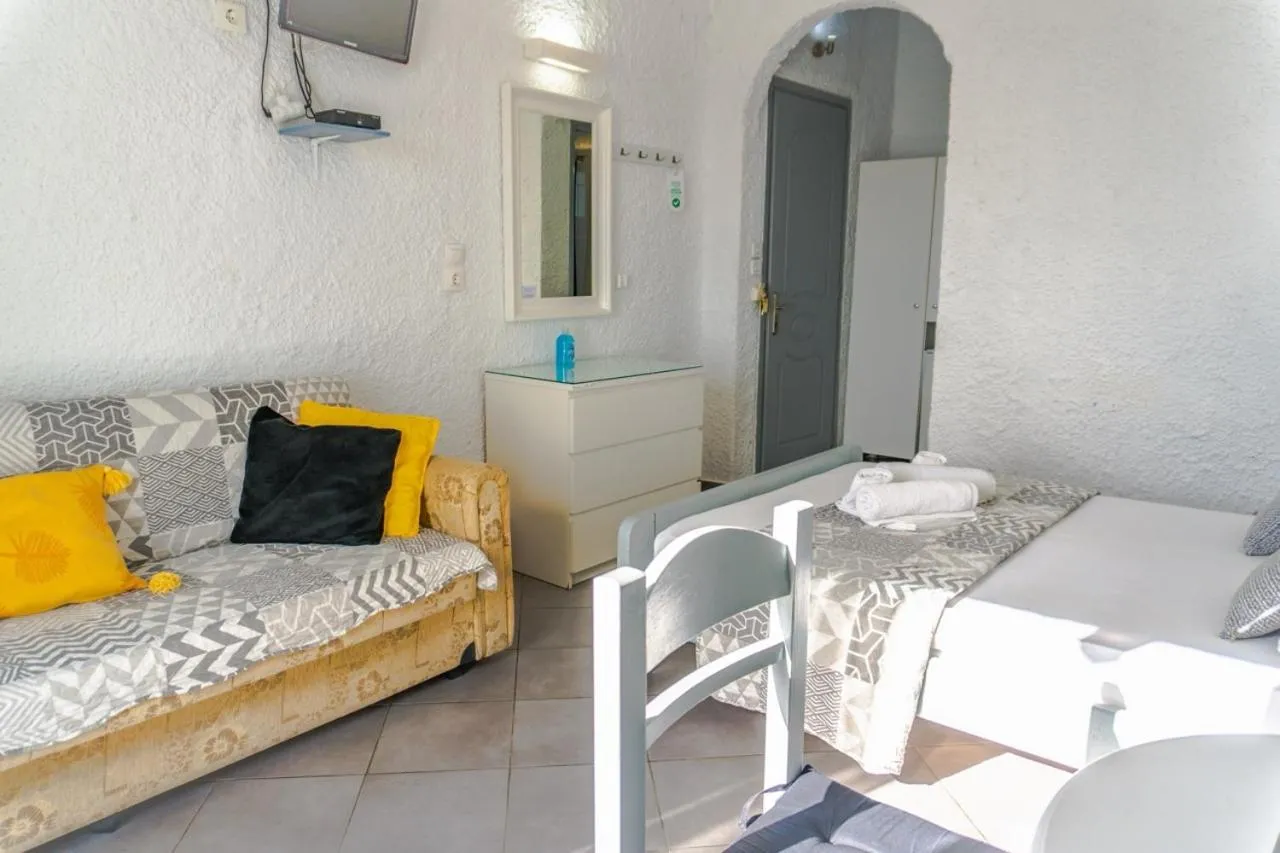 Bed in Smarula Villa