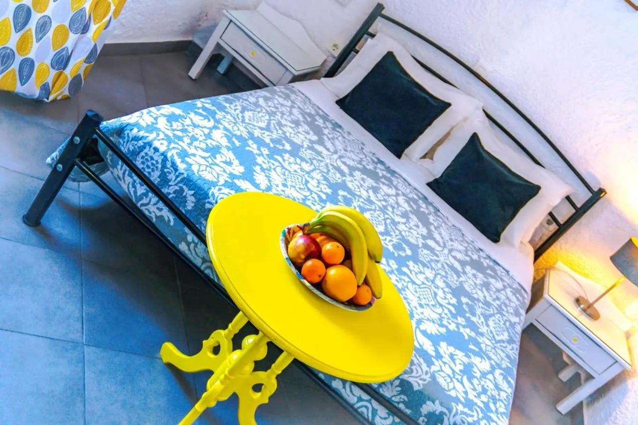 Bed in Smarula Villa