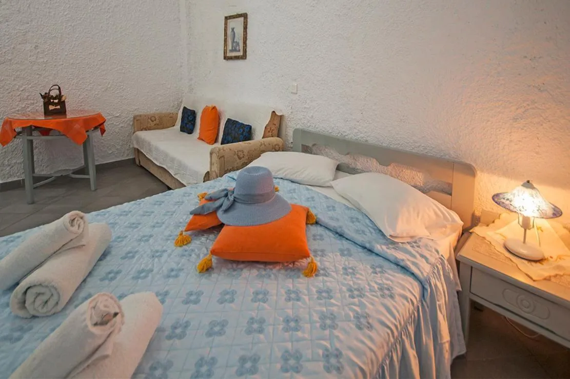 Bed in Smarula Villa
