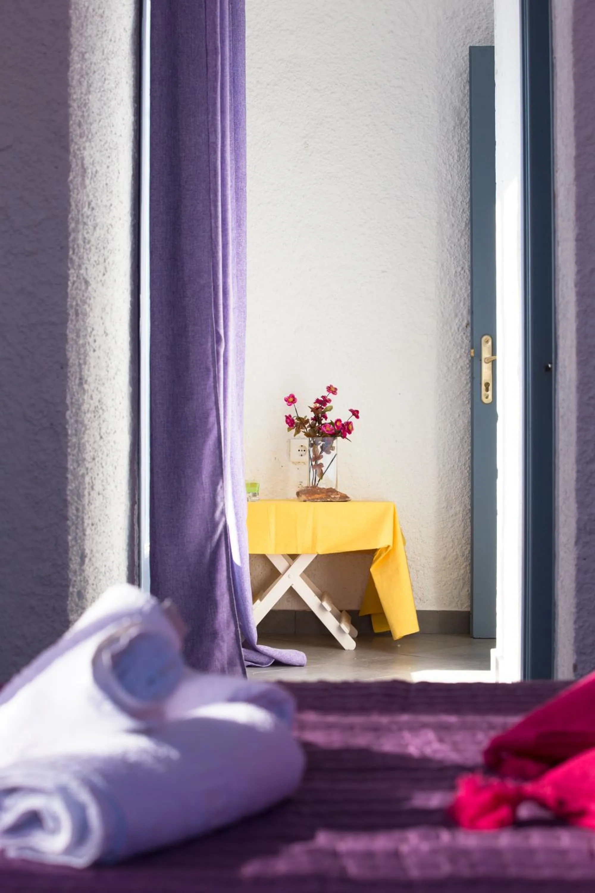 Photo of the whole room, Bed in Smarula Villa