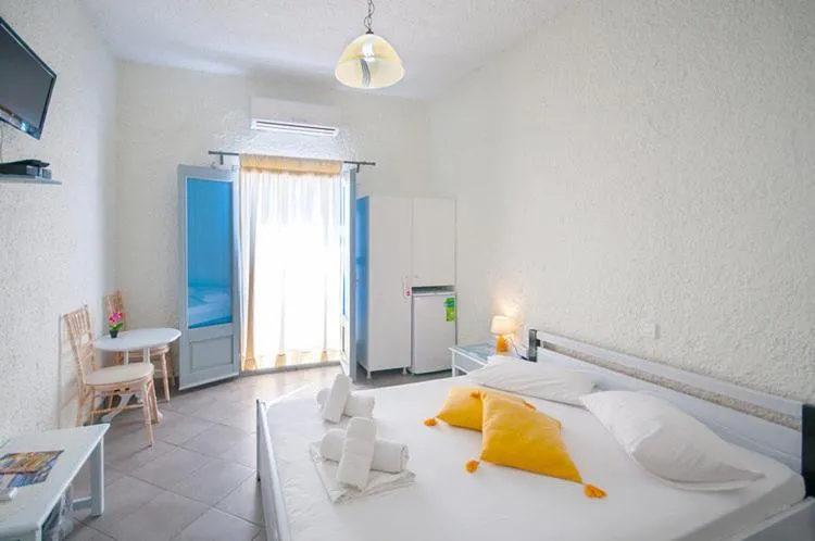 Bed in Smarula Villa