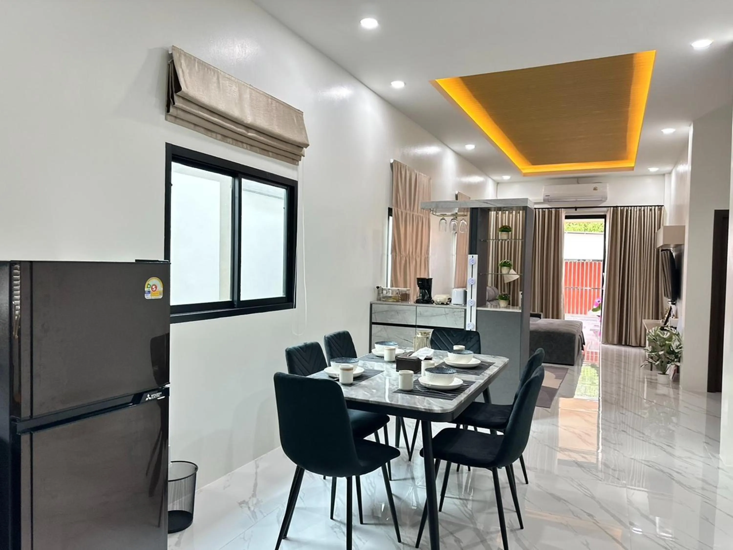 Area and facilities in Golden Palm Resort