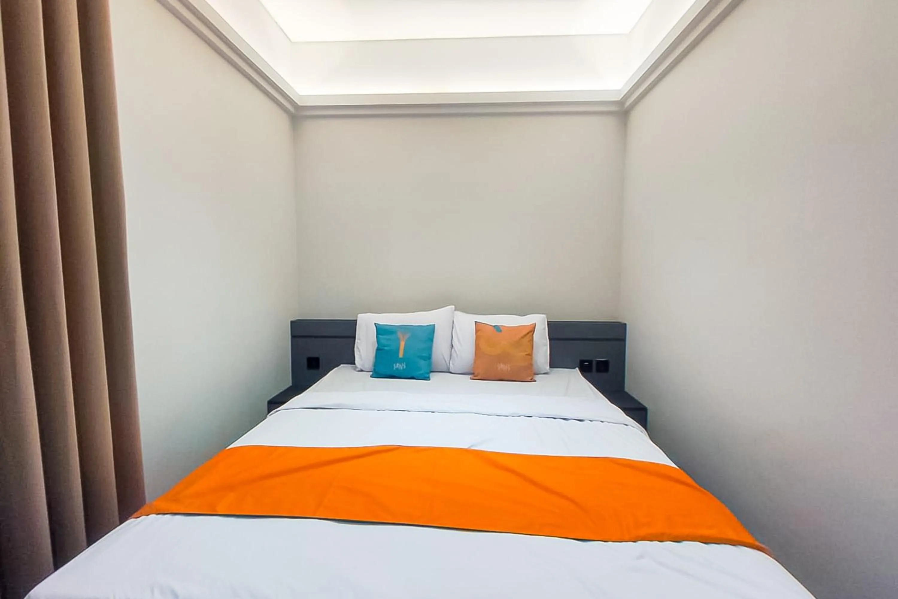 Bedroom, Bed in Sans Hotel Bogor