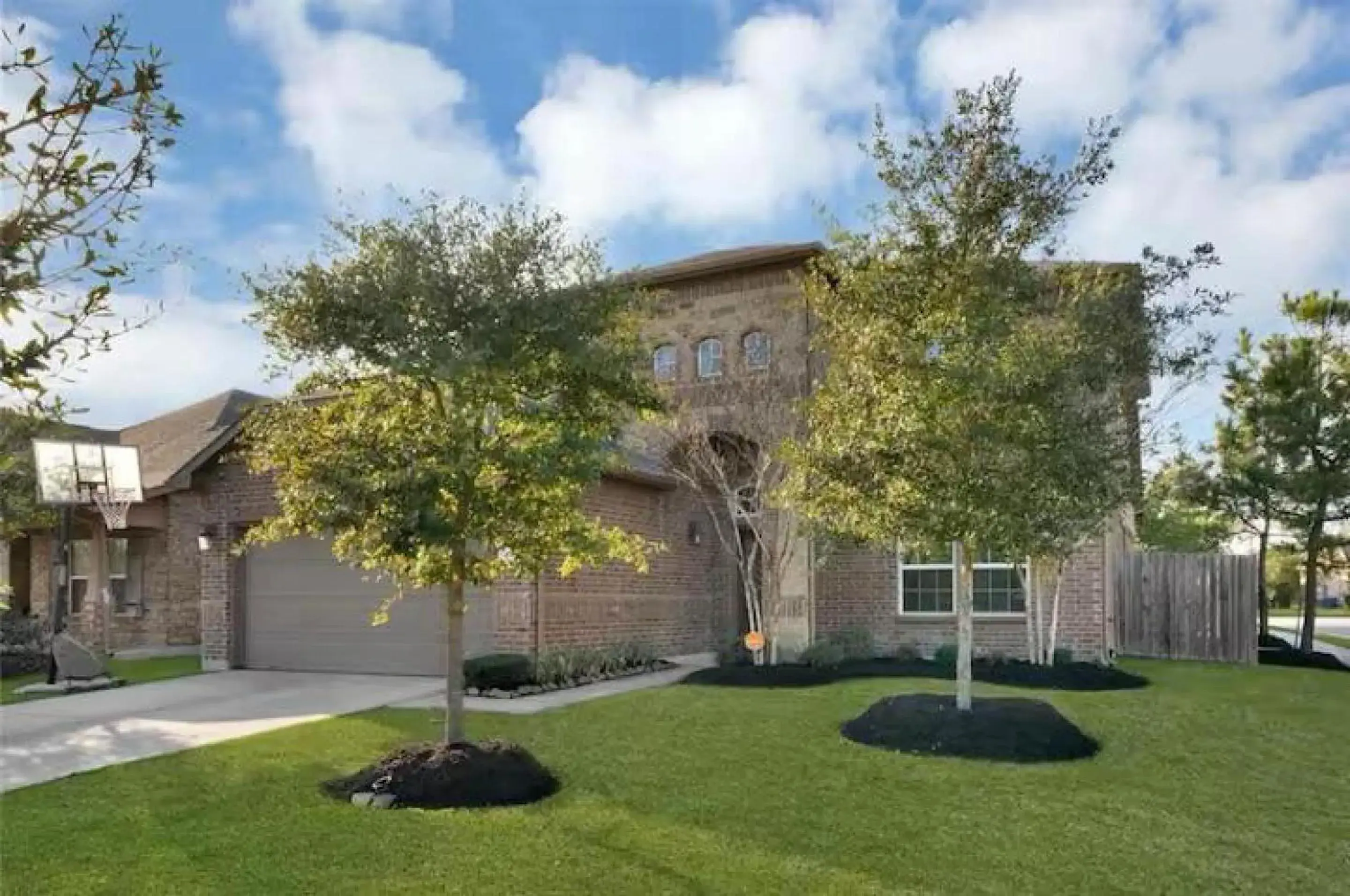 Luxury Stay - near Houston Airport Luxury Stay - near Houston Airport