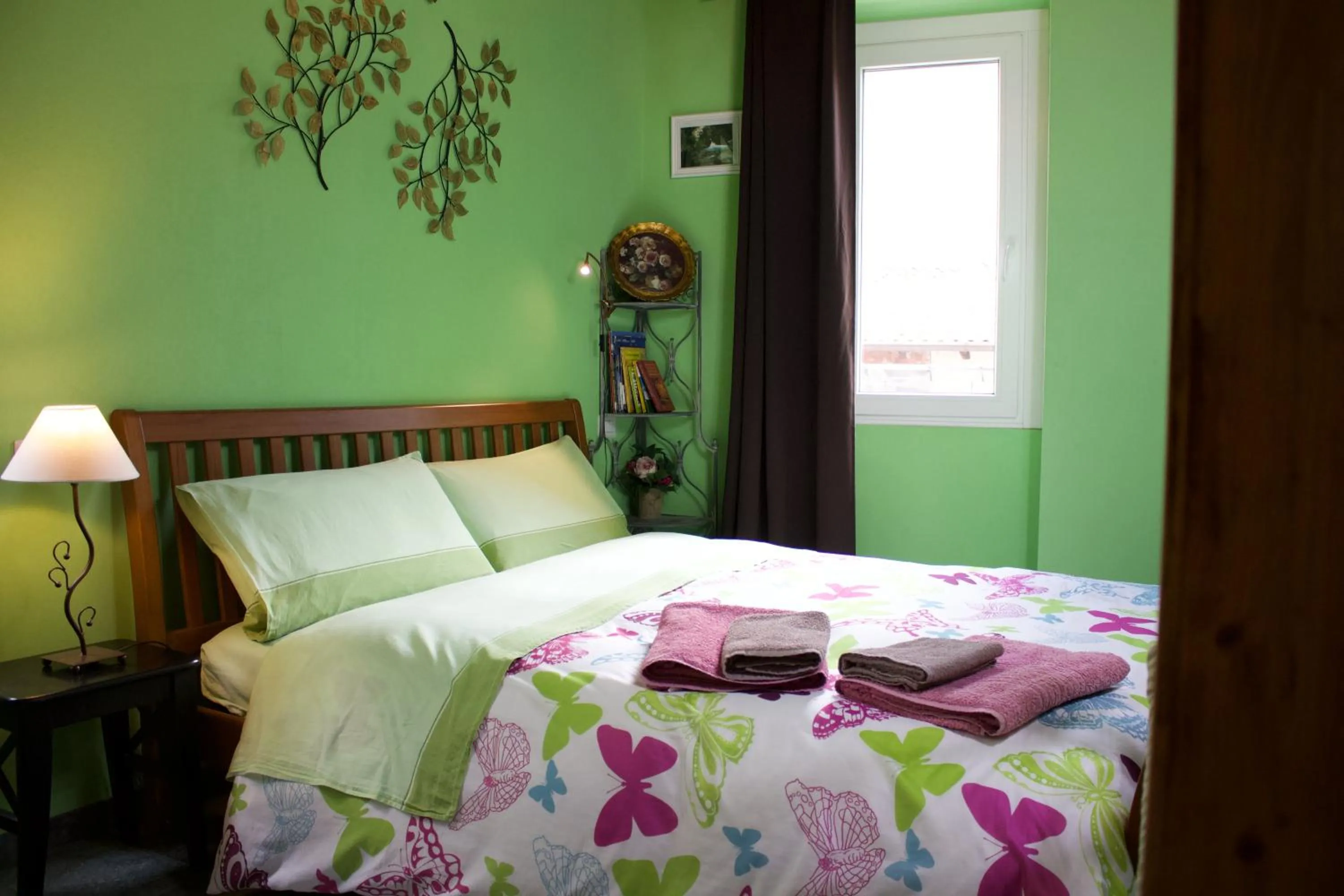 Photo of the whole room, Bed in La Casa Sul Sasso