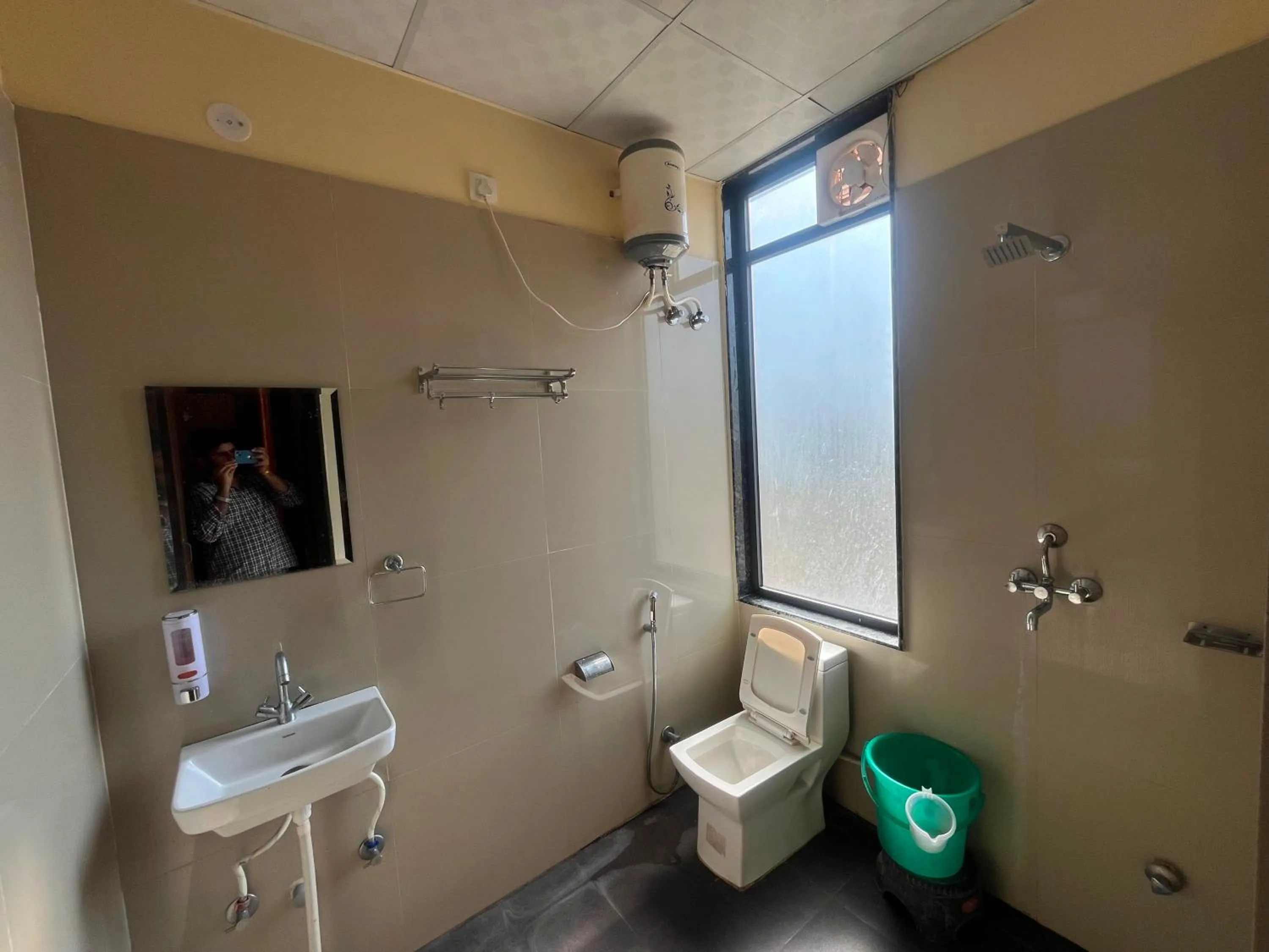 Bathroom in Hotel O Golden Manor Inn