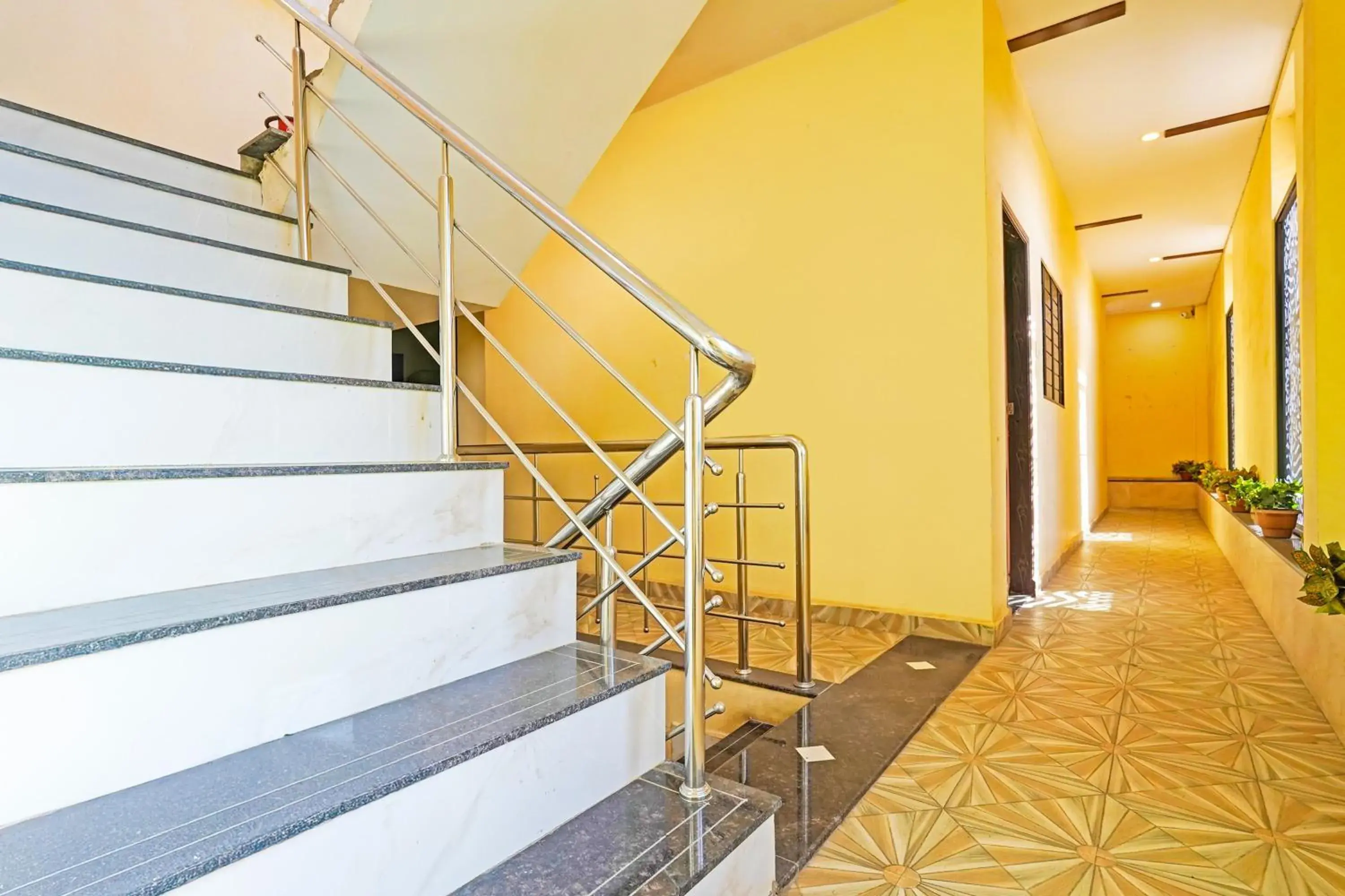 Hotel O by OYO STAR PALACE Hotel O by OYO STAR PALACE