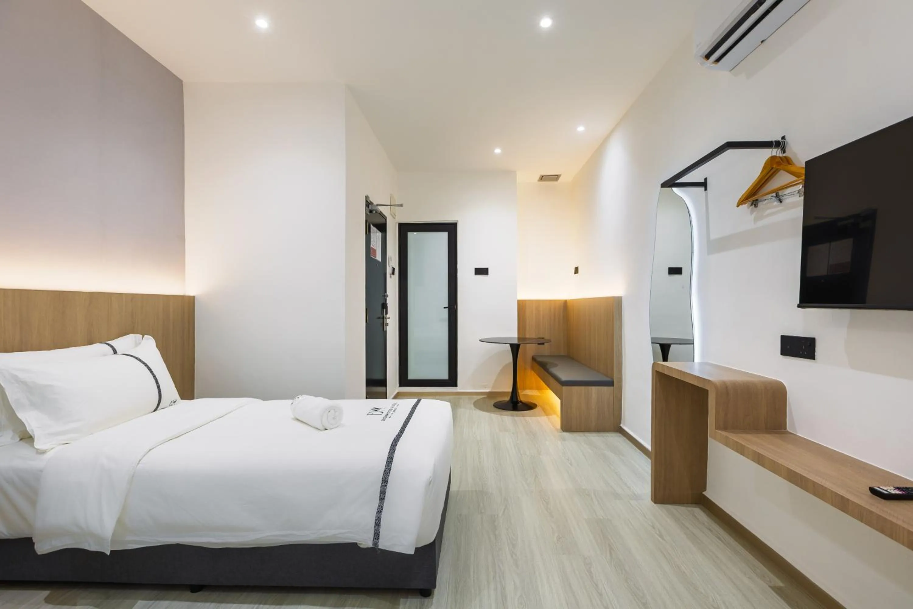 Bed in Edenwood Hotel