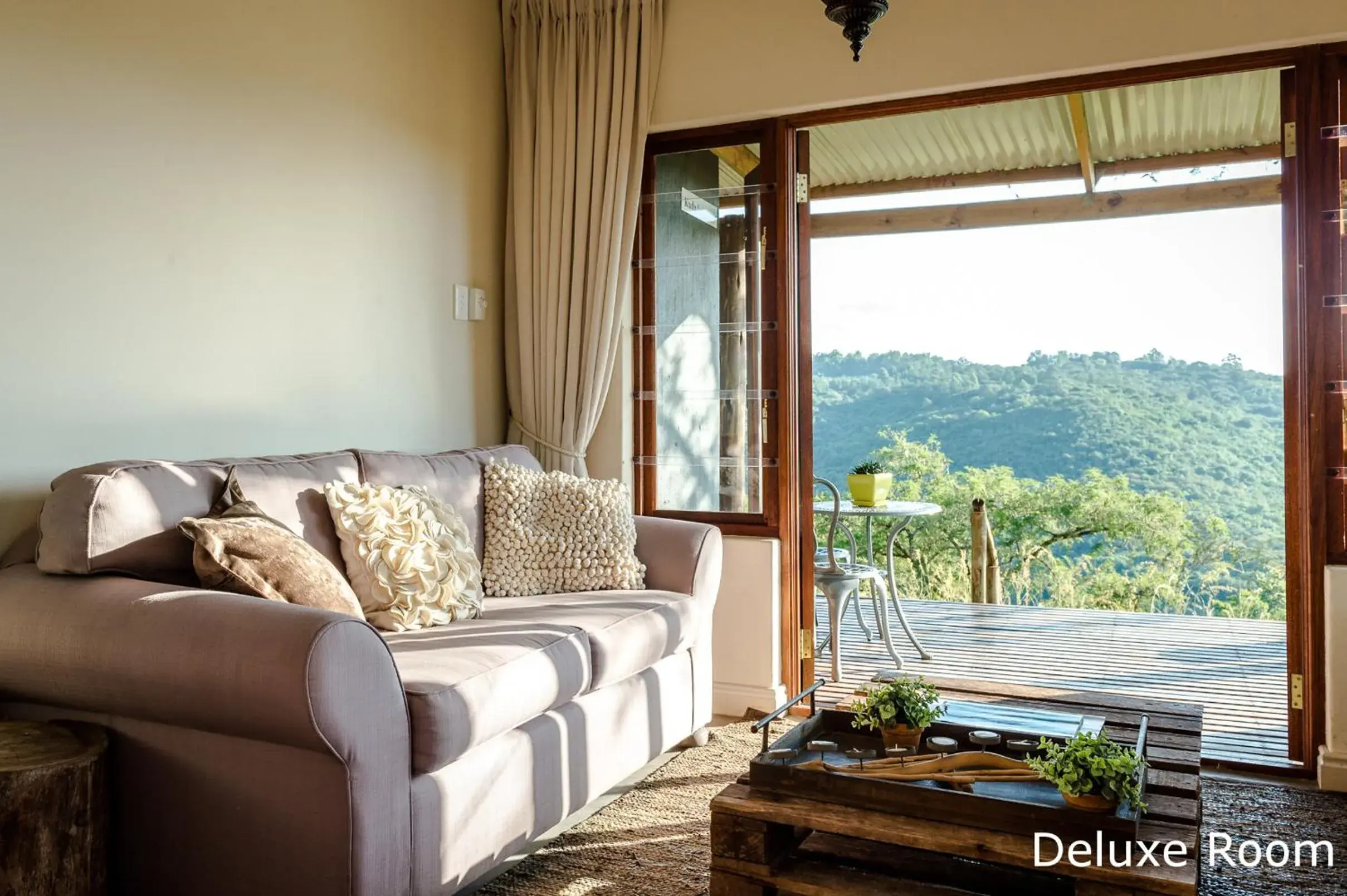 Deluxe Room - single occupancy in Hilton Bush Lodge & Function Venue Deluxe Room - single occupancy in Hilton Bush Lodge & Function Venue