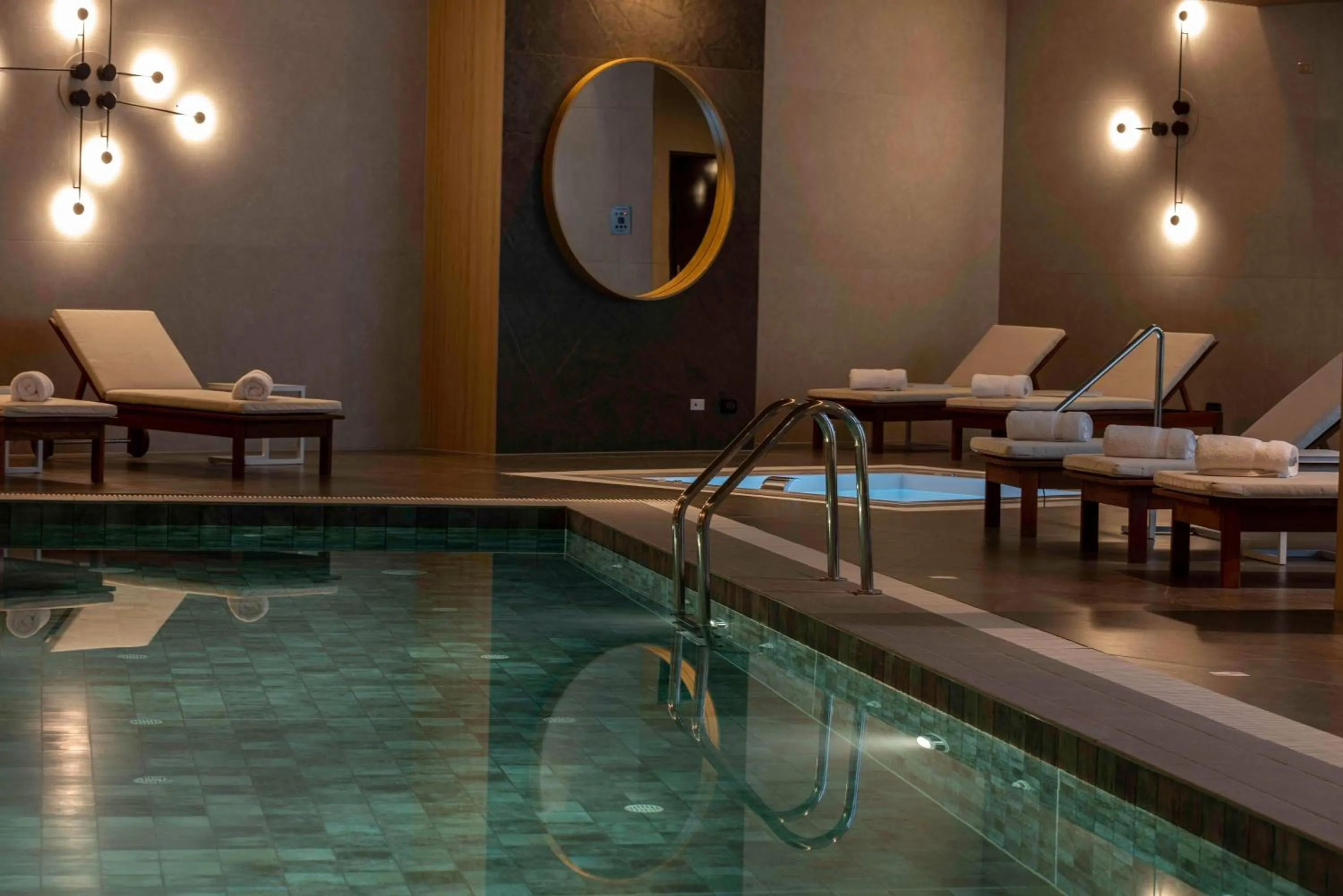 Swimming pool in Wyndham Grand Costa Del Sol Lima Airport