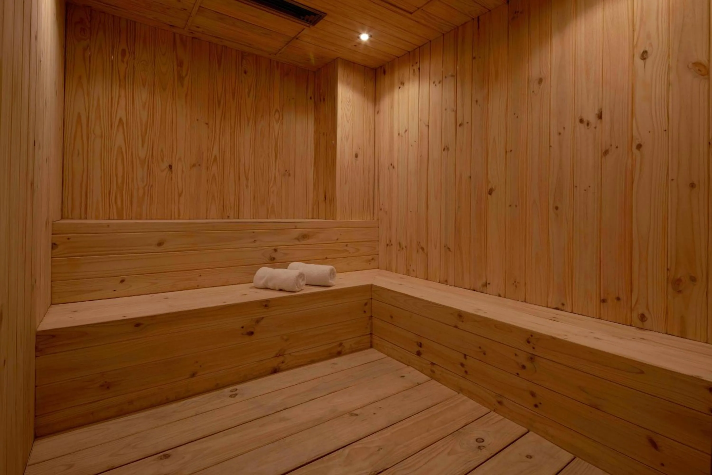 Spa and wellness centre/facilities in Wyndham Grand Costa Del Sol Lima Airport