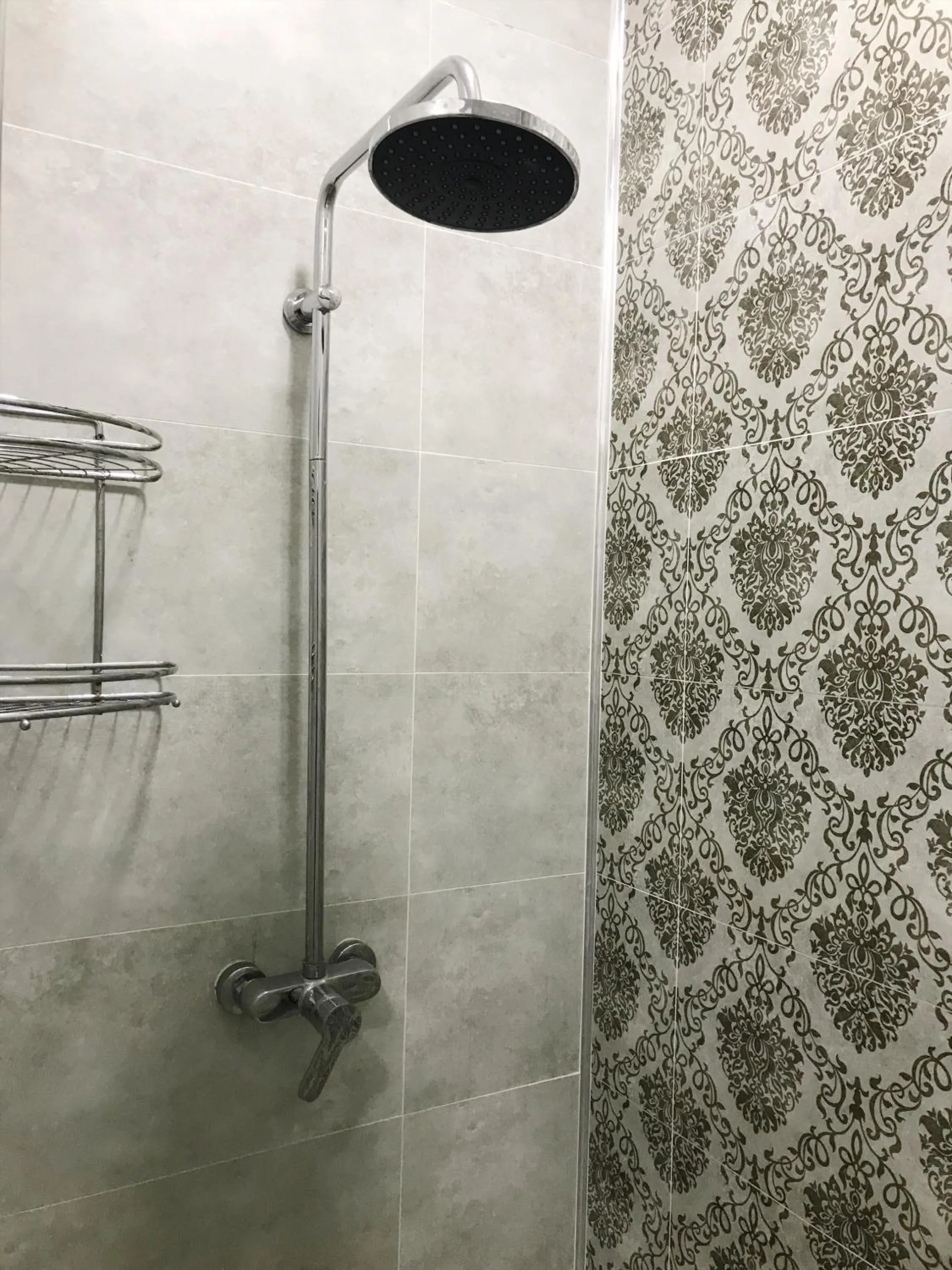 Shower in Apple Hostel Bishkek