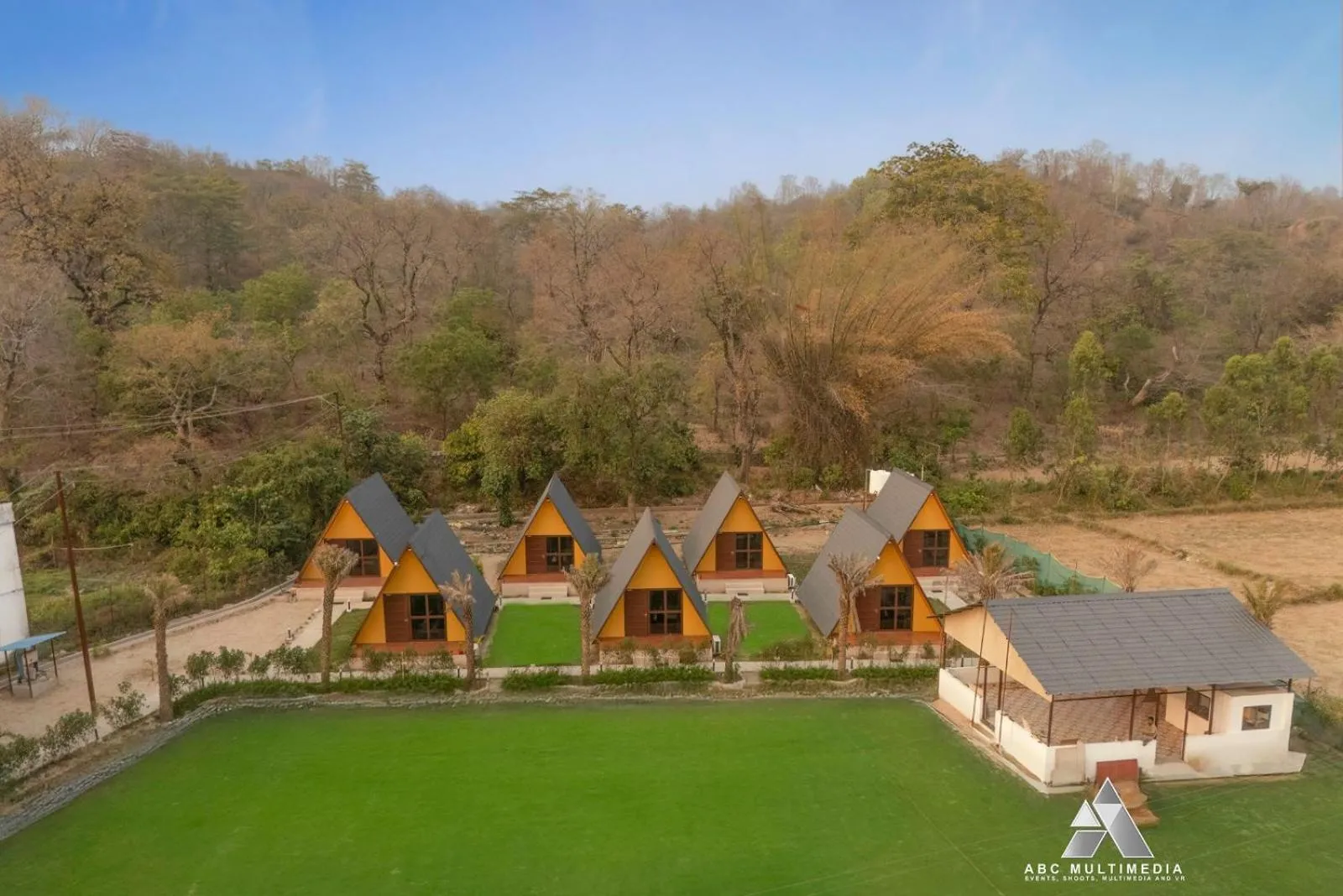 Deluxe Suite in Baagh Villas Corbett