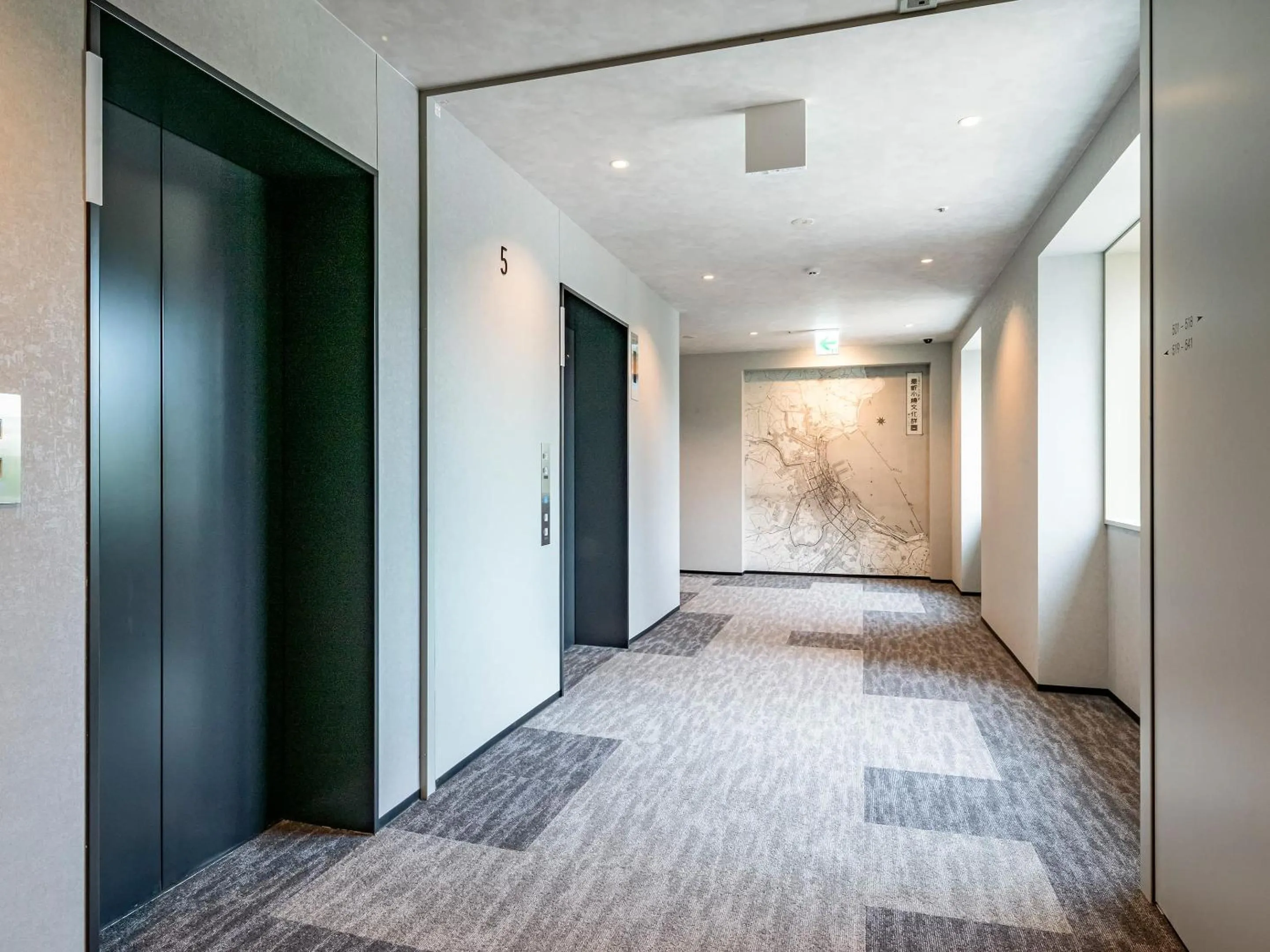 elevator in Granbell Hotel Otaru