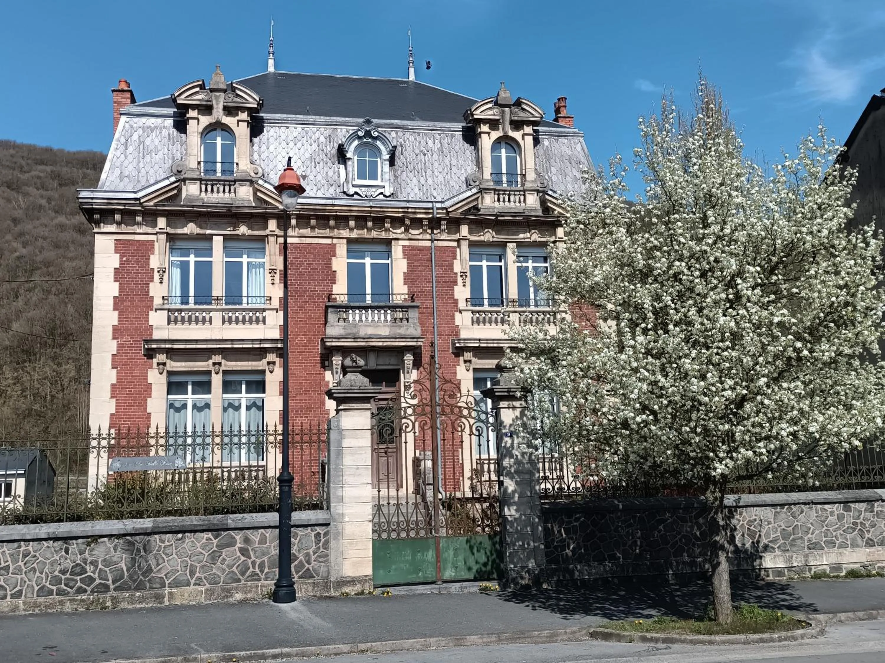 Le Clos Belle Rose et La Roseraie