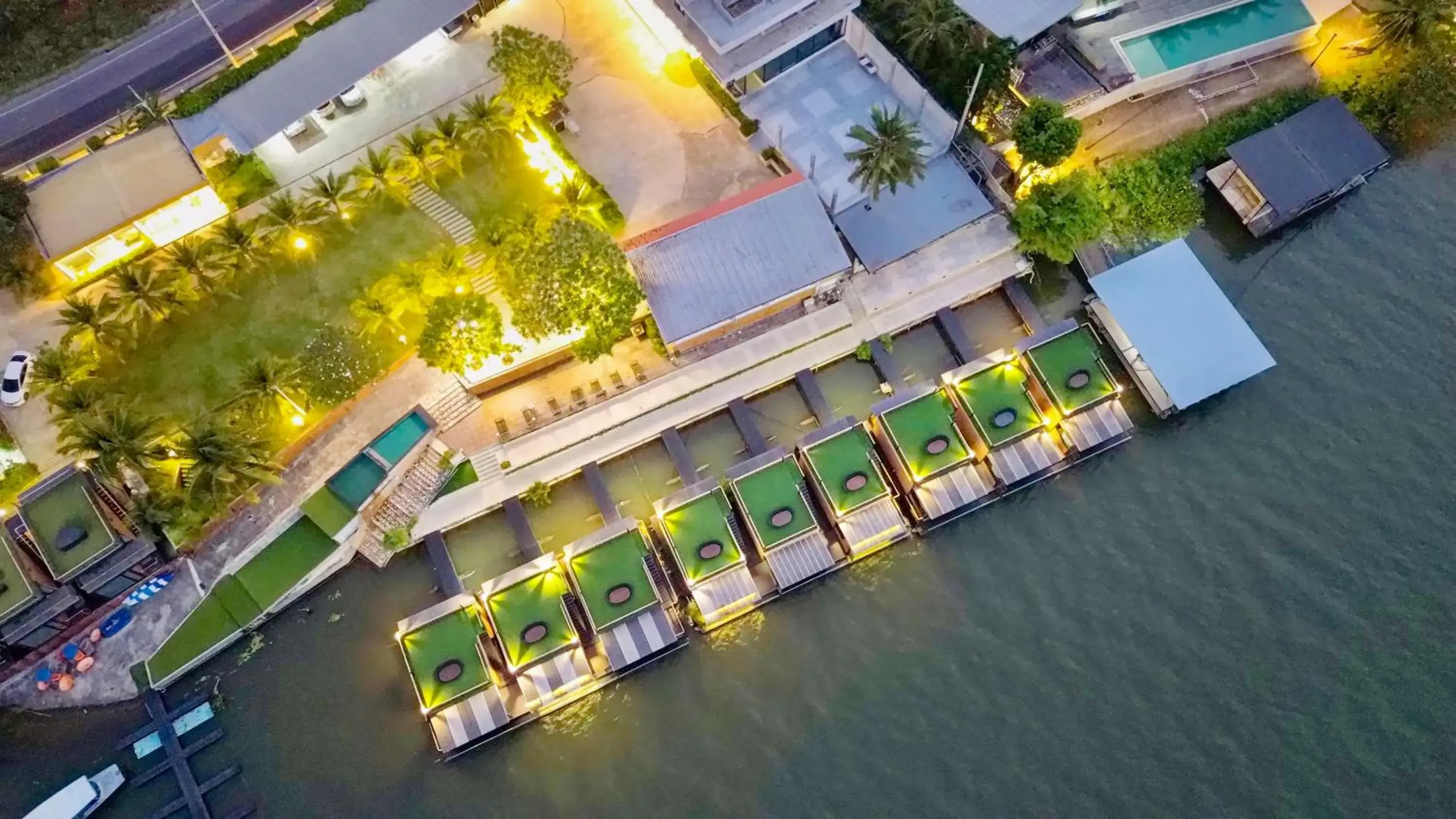 Blueskyraft resort Blueskyraft resort