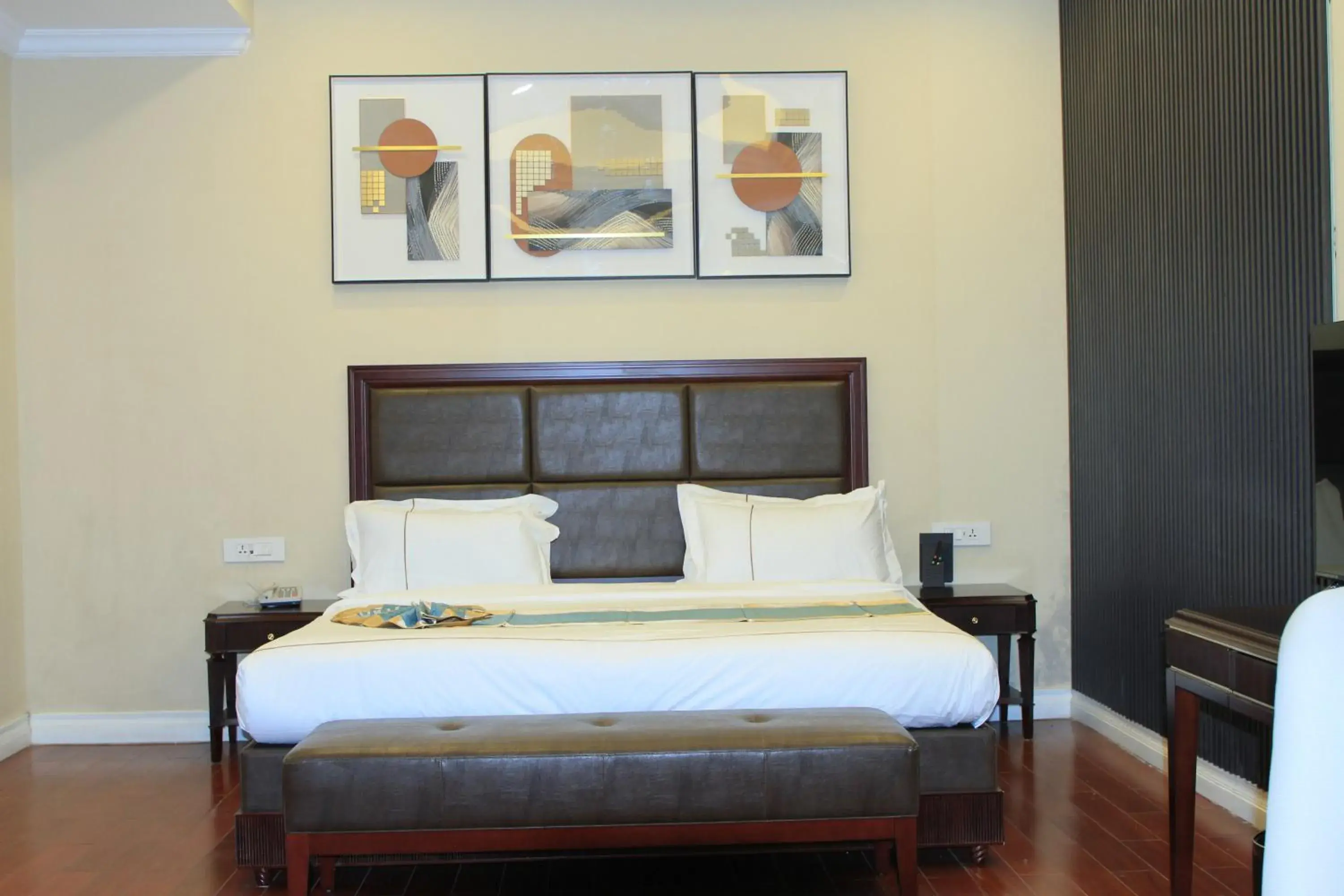 Deluxe Double Room in Omna Addis Hotel Deluxe Double Room in Omna Addis Hotel