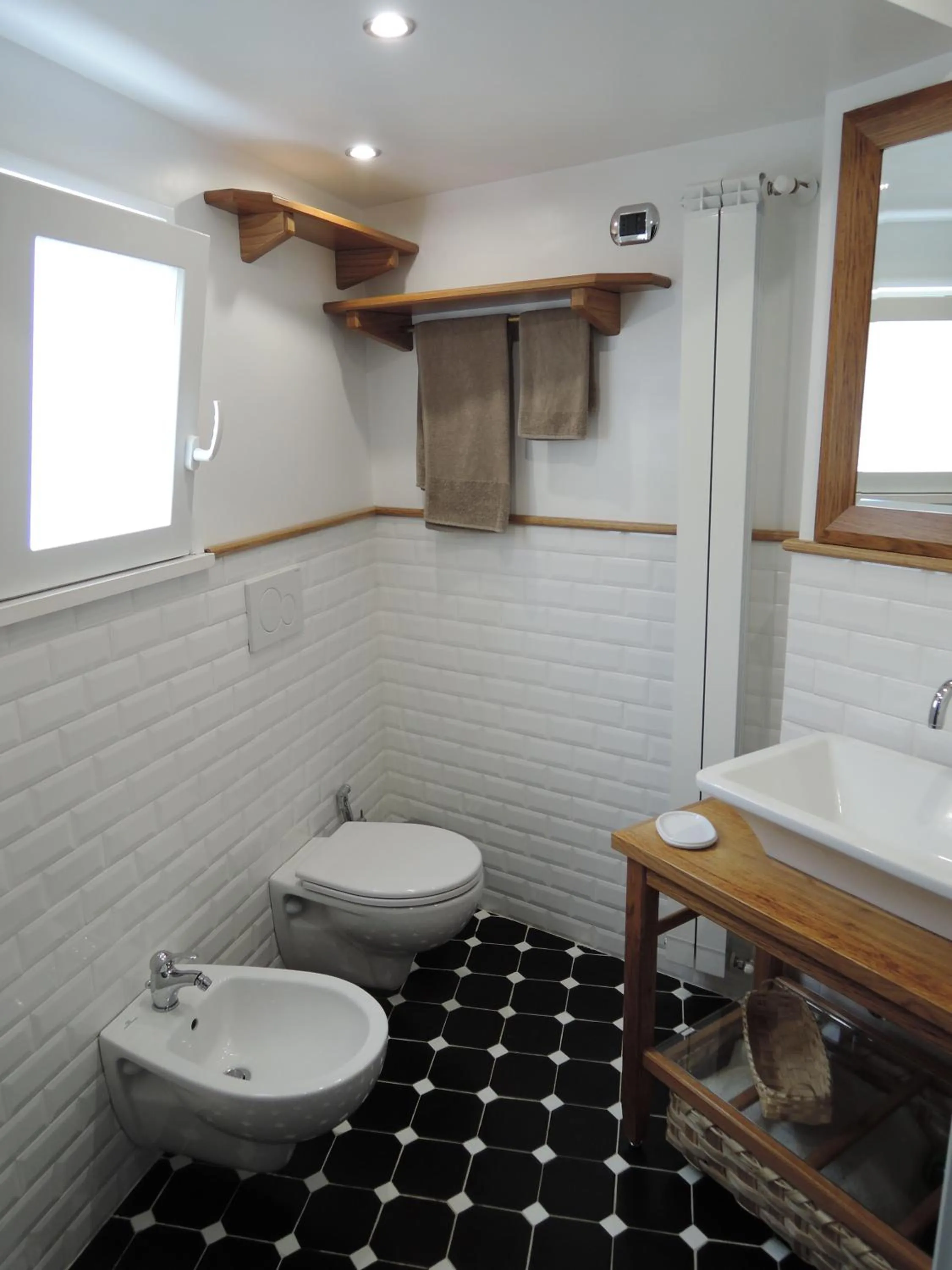 Toilet in La Casa nel Cortile