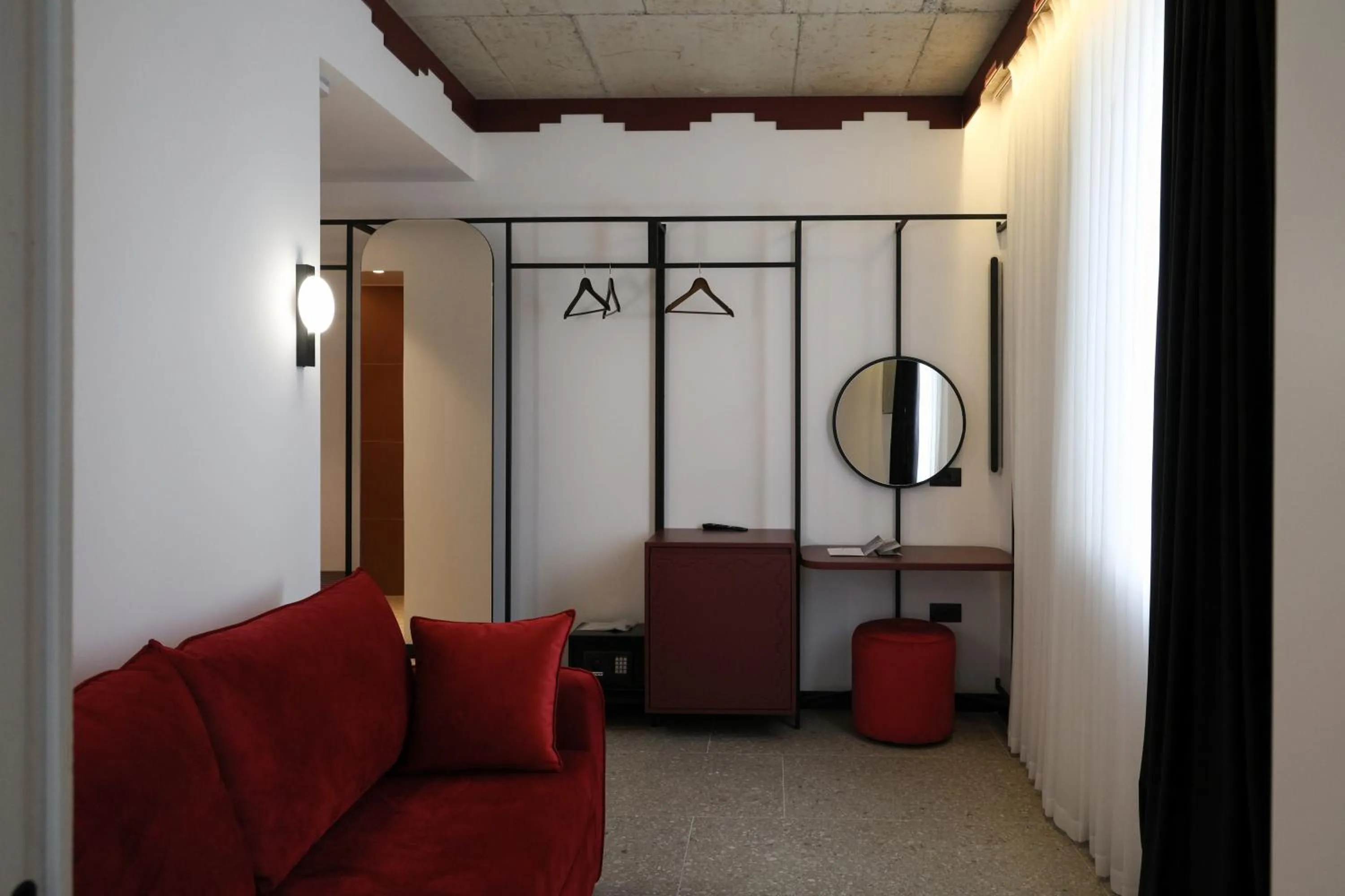 Living room in Bazaar Hotel