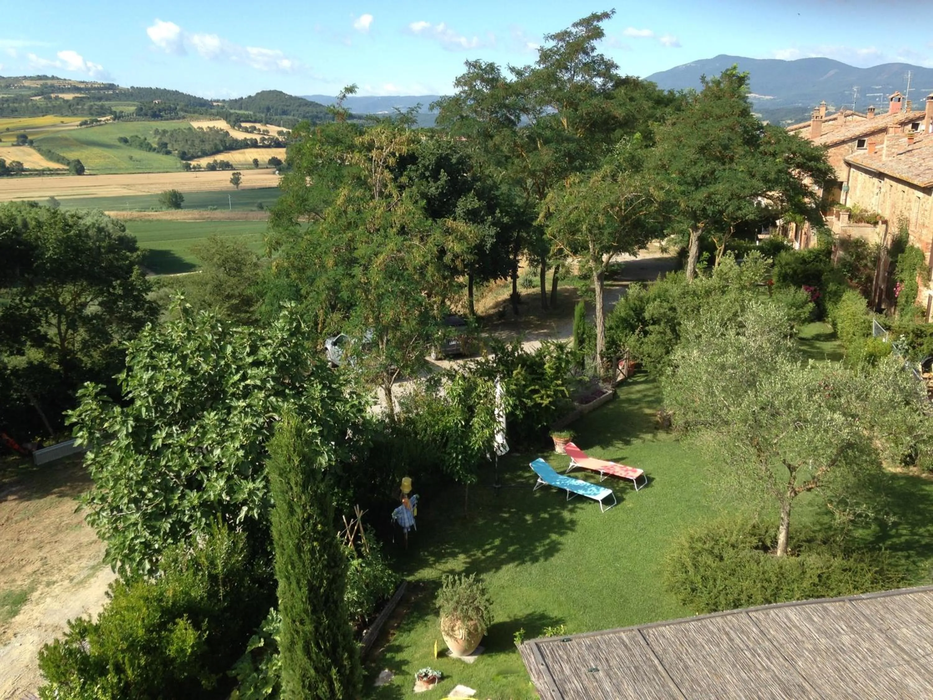 Garden view in Le Palazze B&b