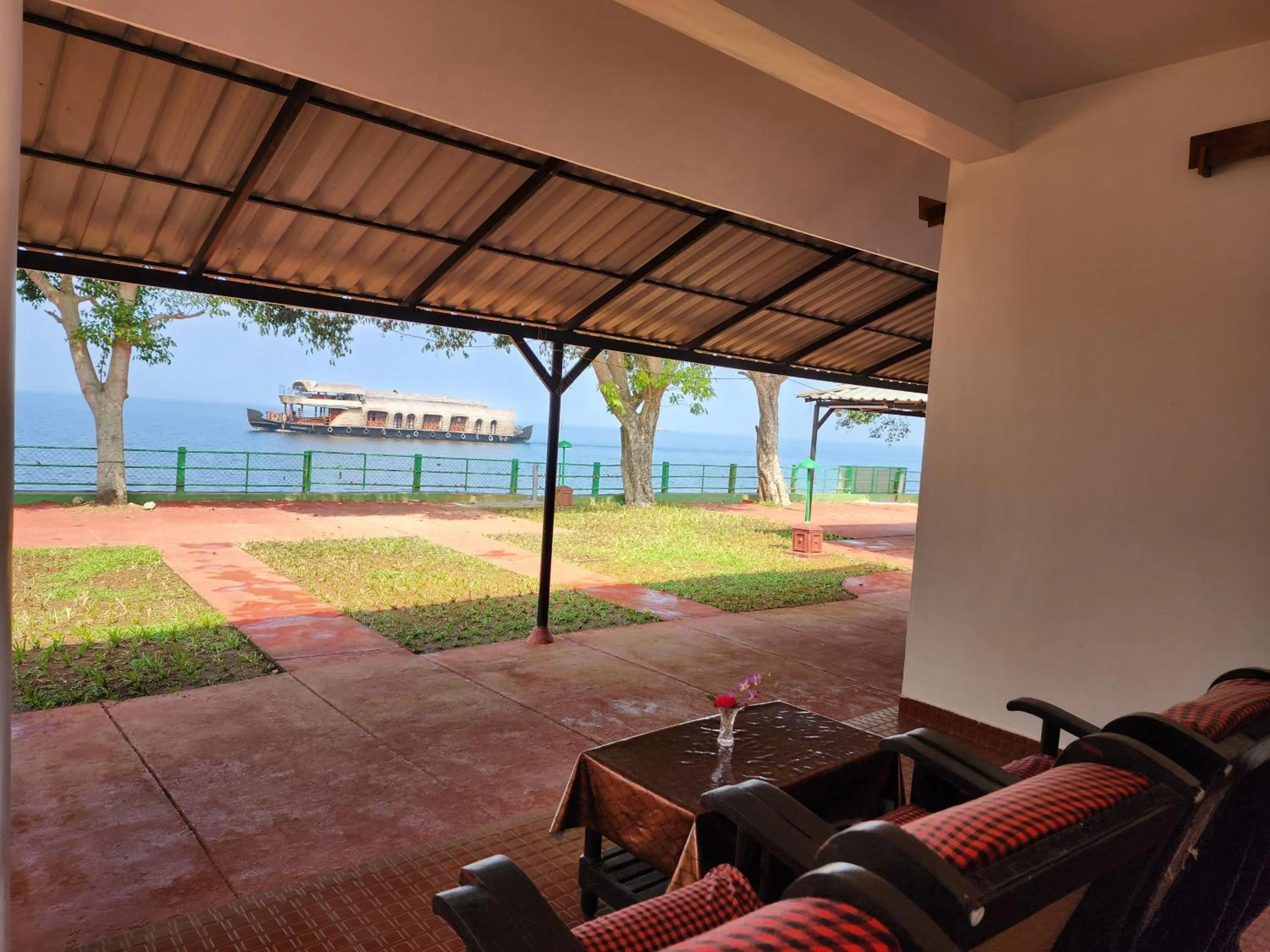Lake view in ILLIKKALAM Lakeside Cottages Kumarakom Kerala