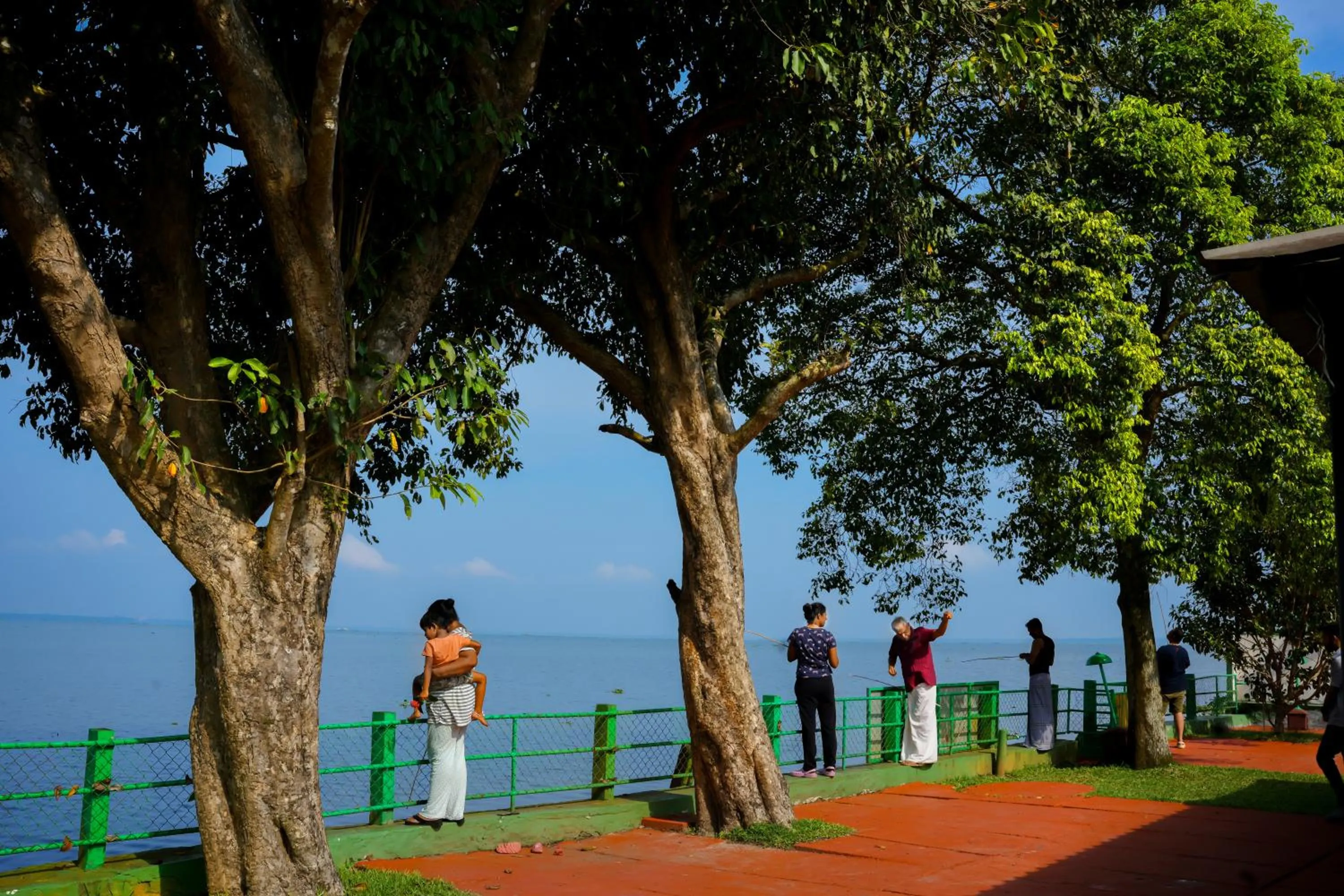 Fishing in ILLIKKALAM Lakeside Cottages Kumarakom Kerala