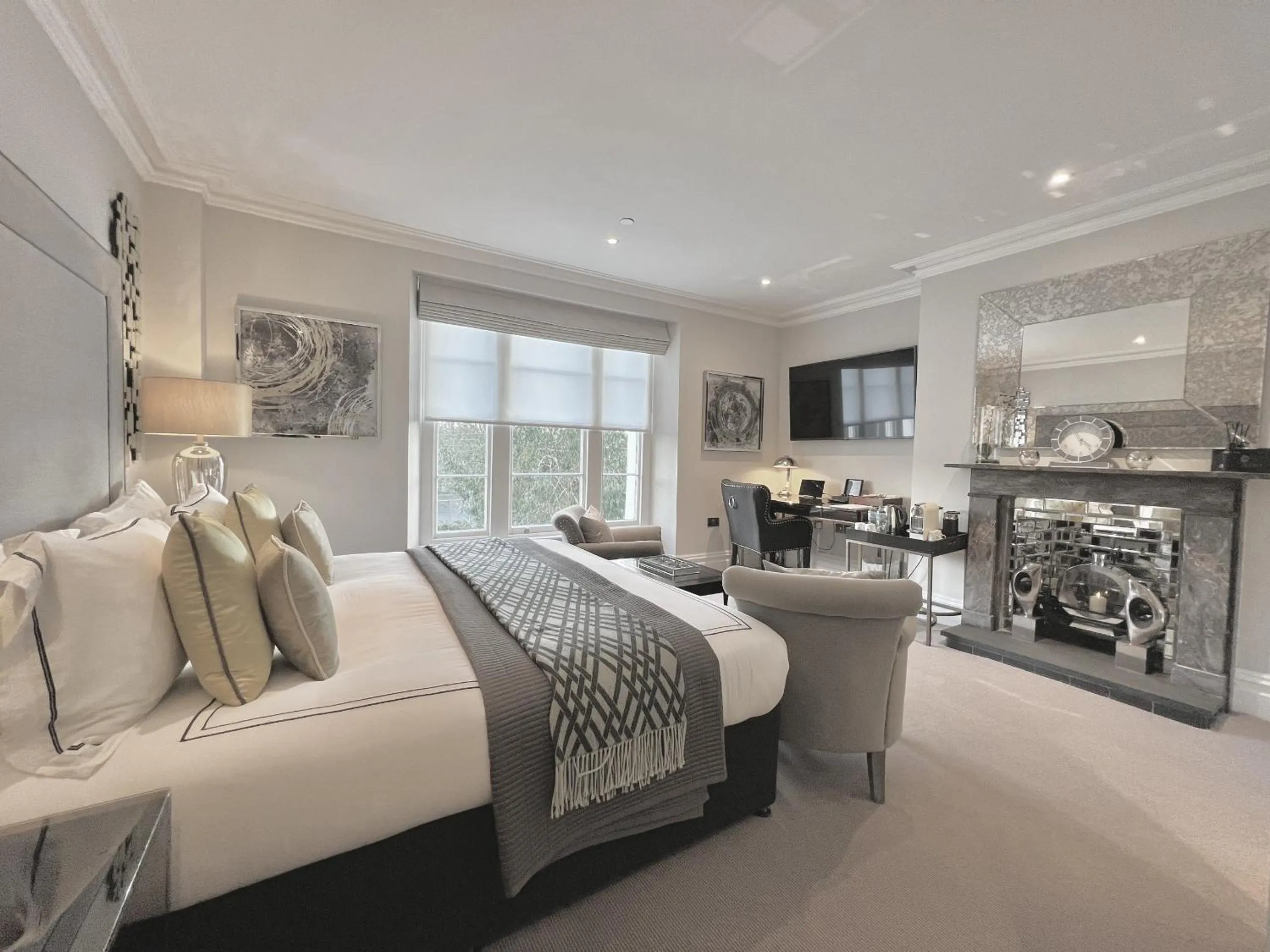 Bedroom, Bed in Tavistock House Hotel