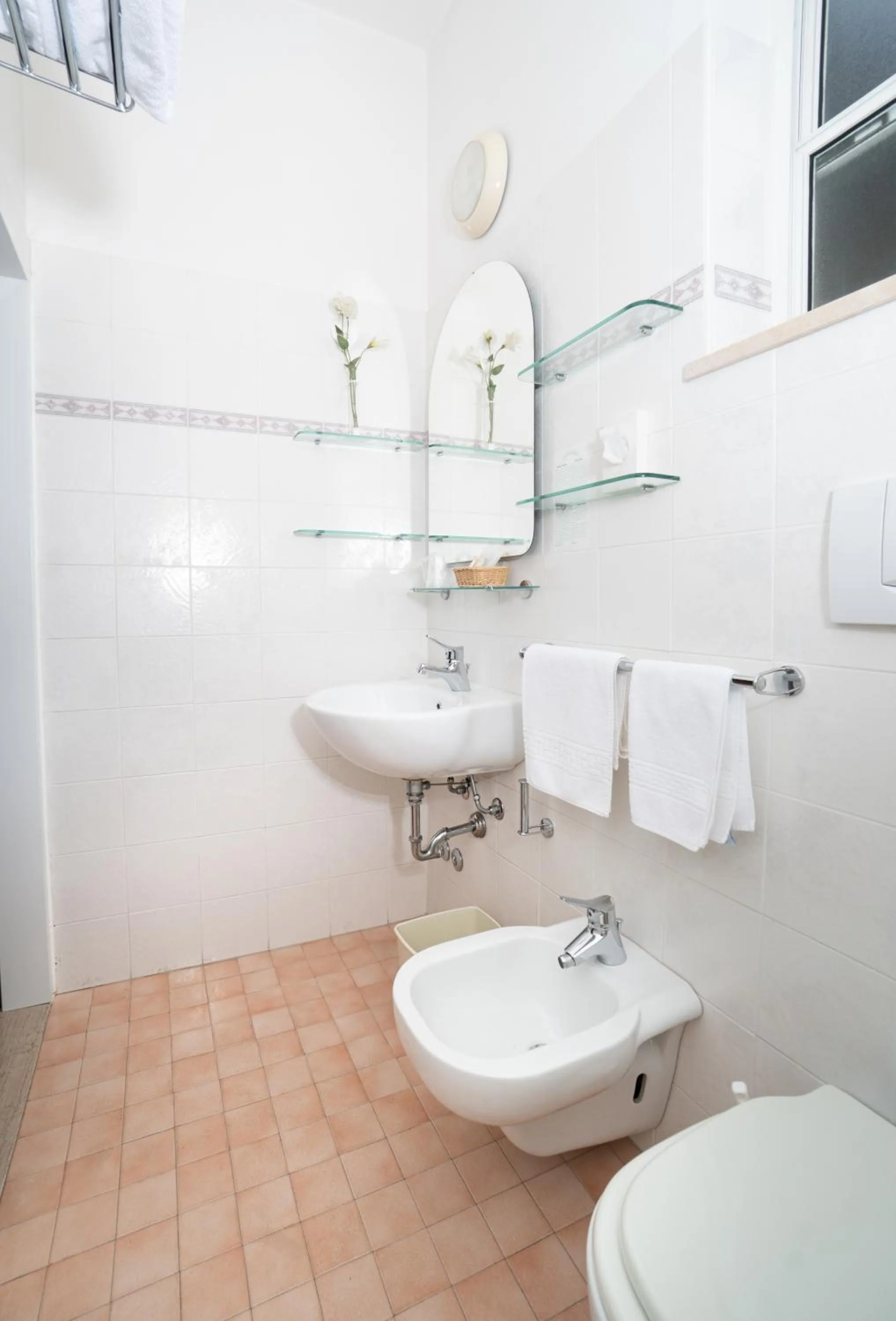 Bathroom in Hotel Sampaoli