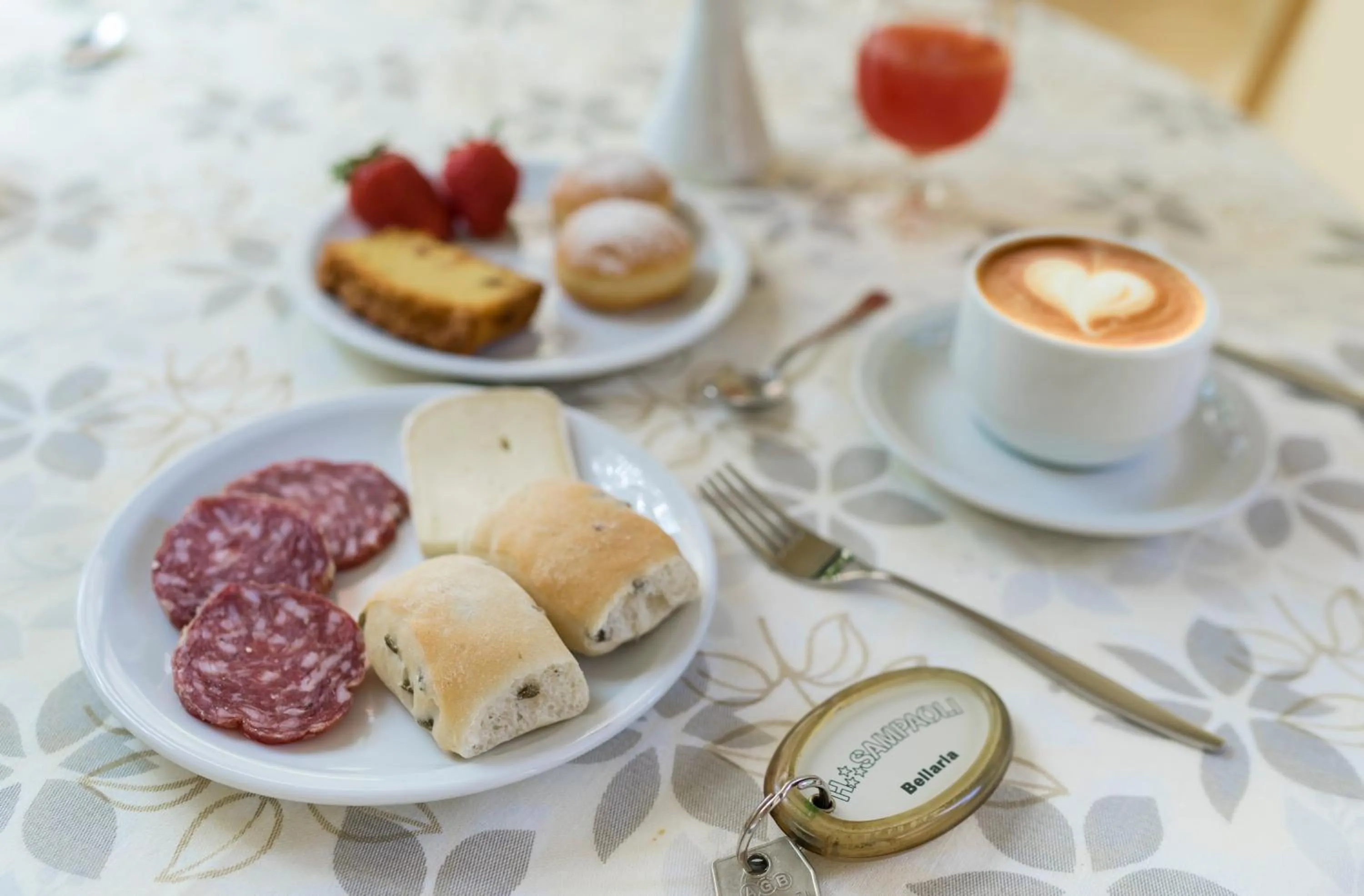 Food and drinks in Hotel Sampaoli