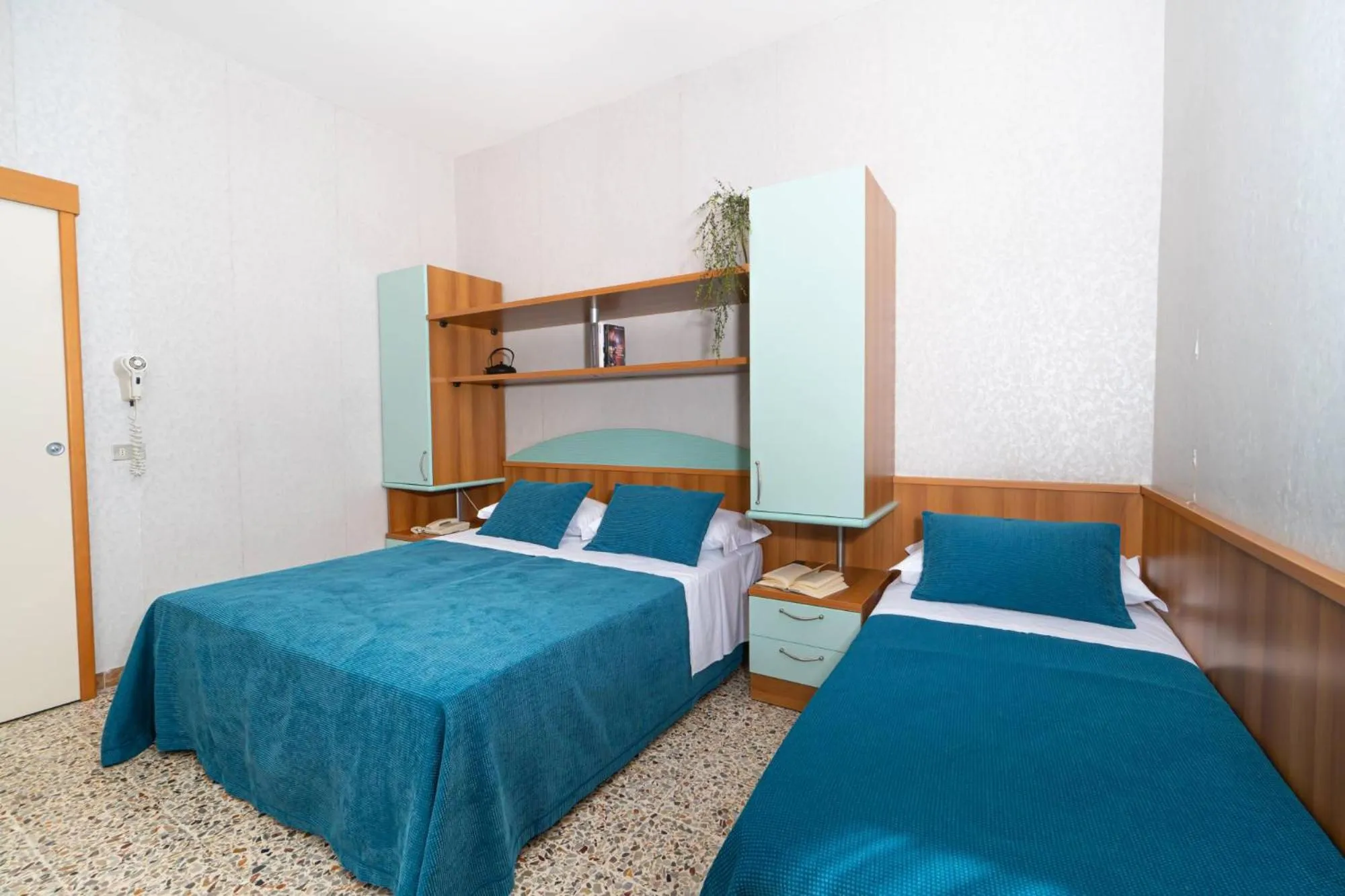 Bedroom, Bed in Hotel Sampaoli