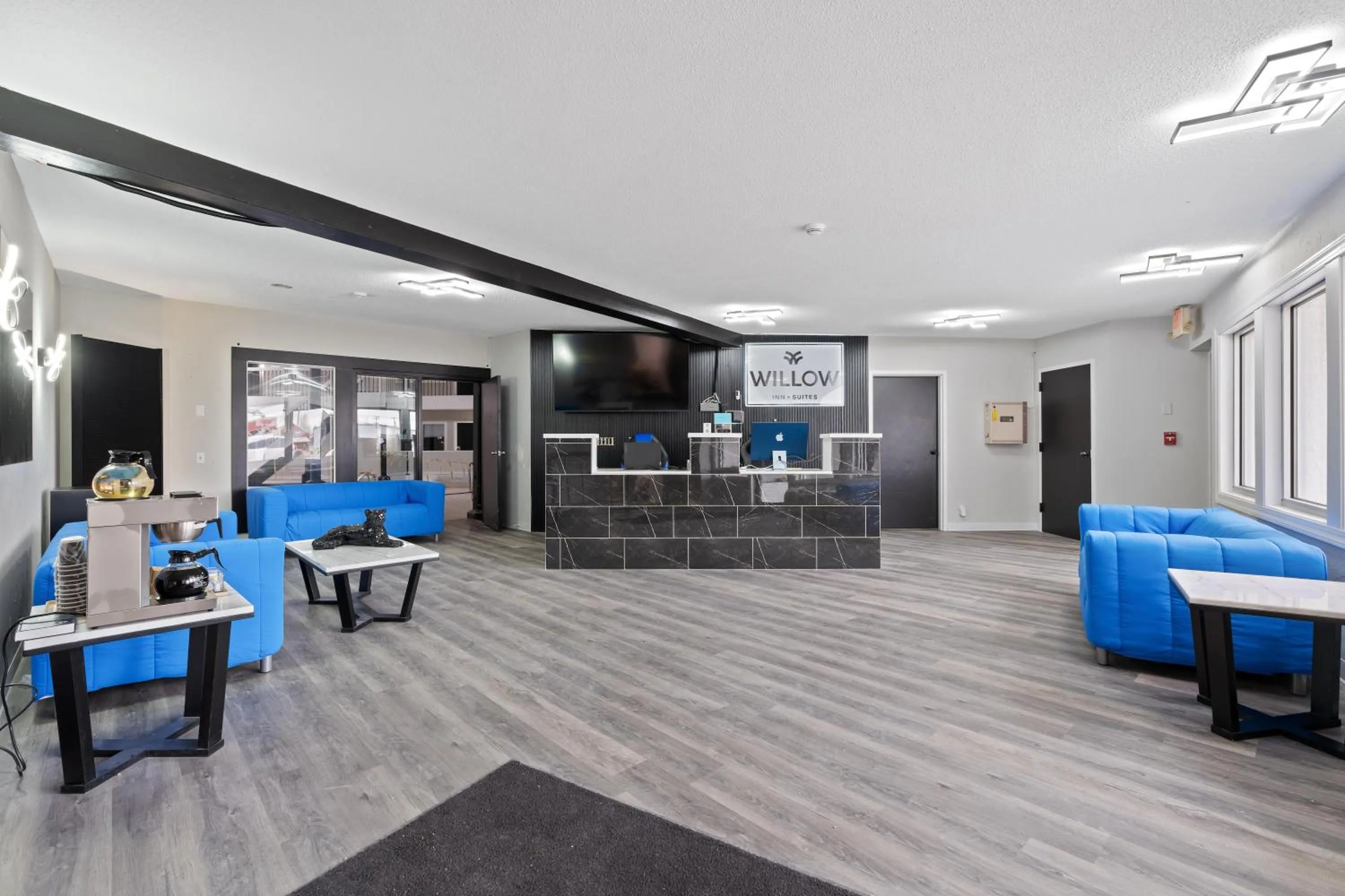 Willow Inn Suites